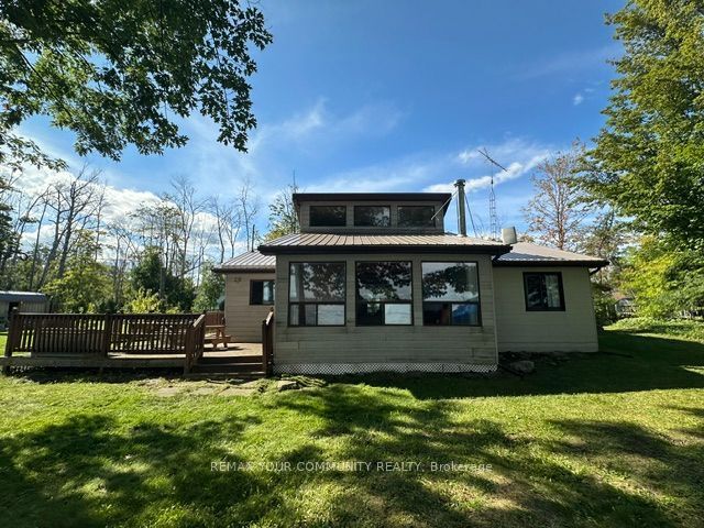 20 E Snake Island E Property Photo 32