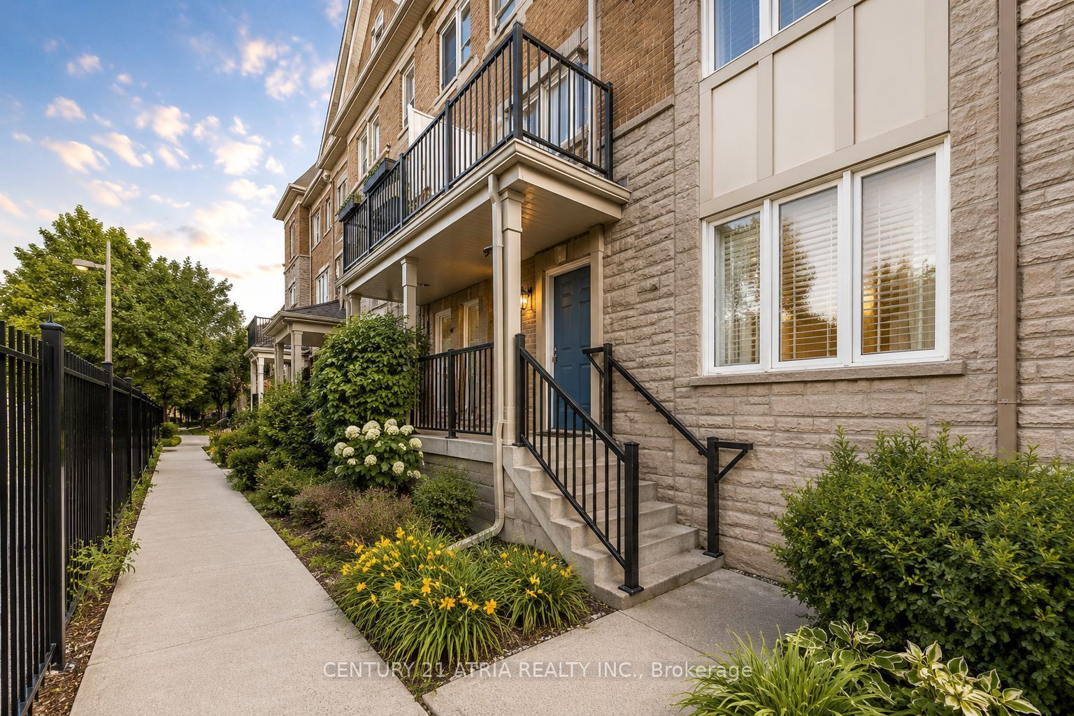 92 Louisbourg Way Property Photo 3