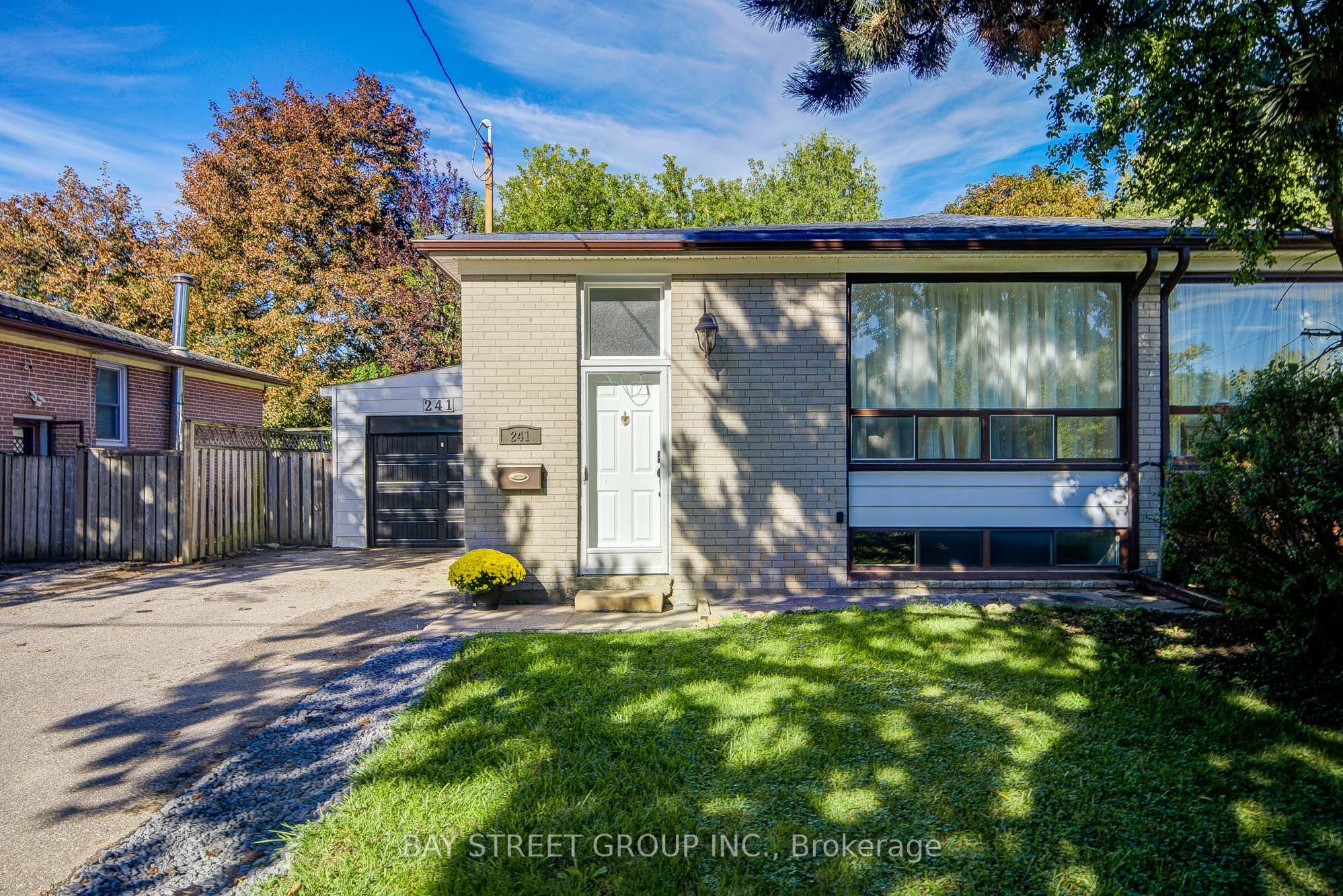 241 Taylor Mills Drive N Property Photo 4