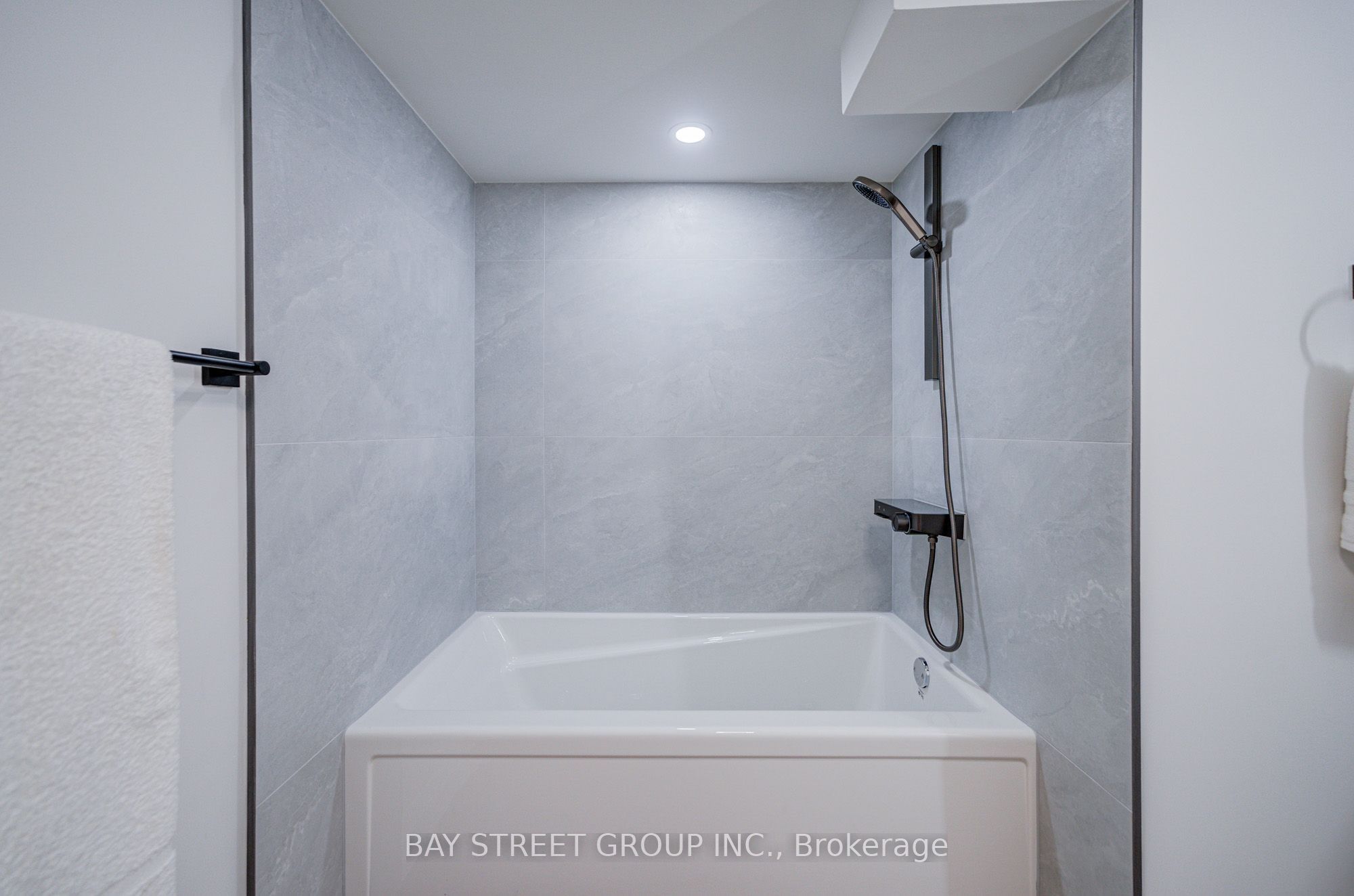 241 Taylor Mills Drive N Property Photo 32