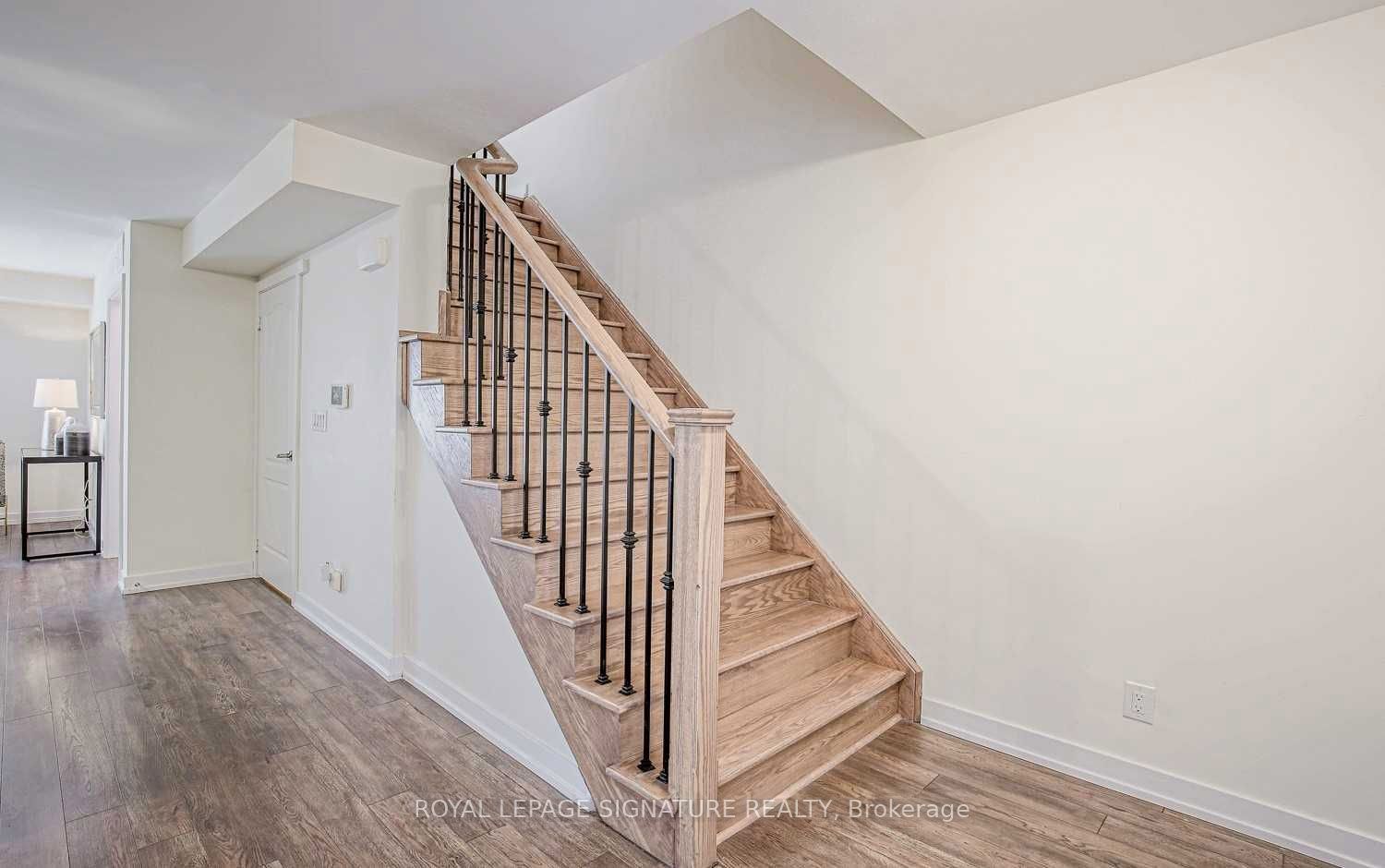 65 Lindcrest Manor 1110 Property Photo 19