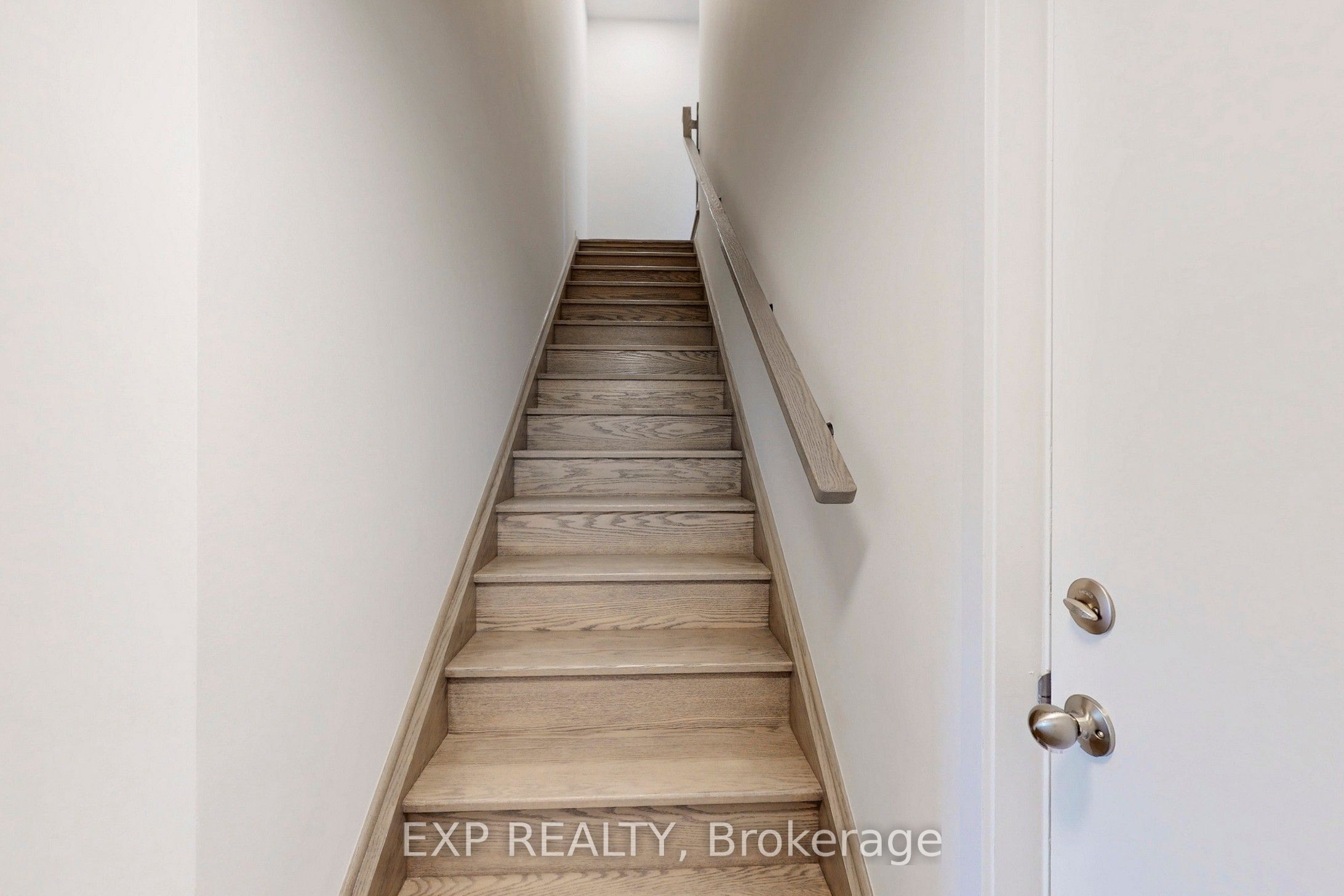 54 Matawin Lane Property Photo 16