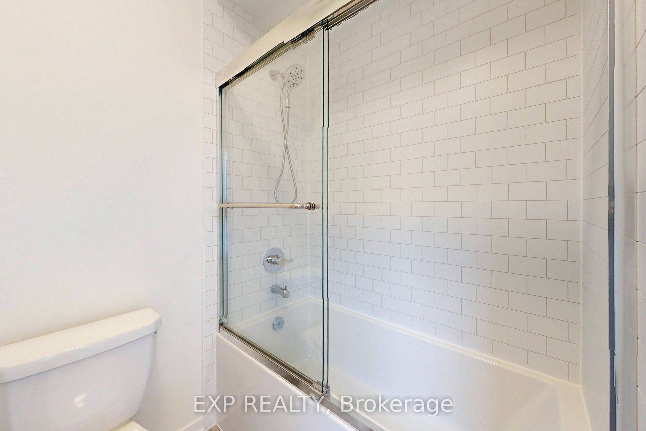 54 Matawin Lane Property Photo 35