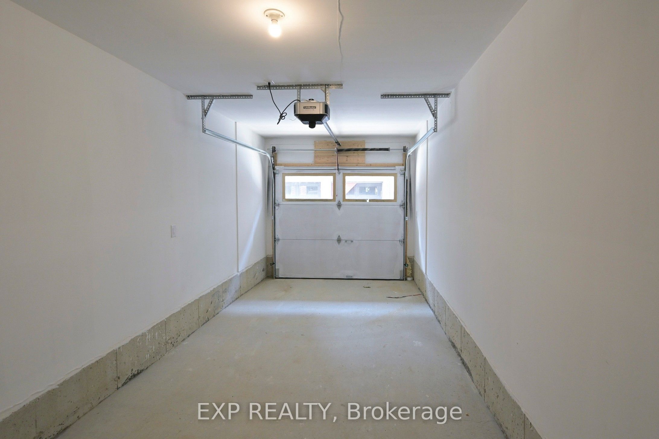 54 Matawin Lane Property Photo 36