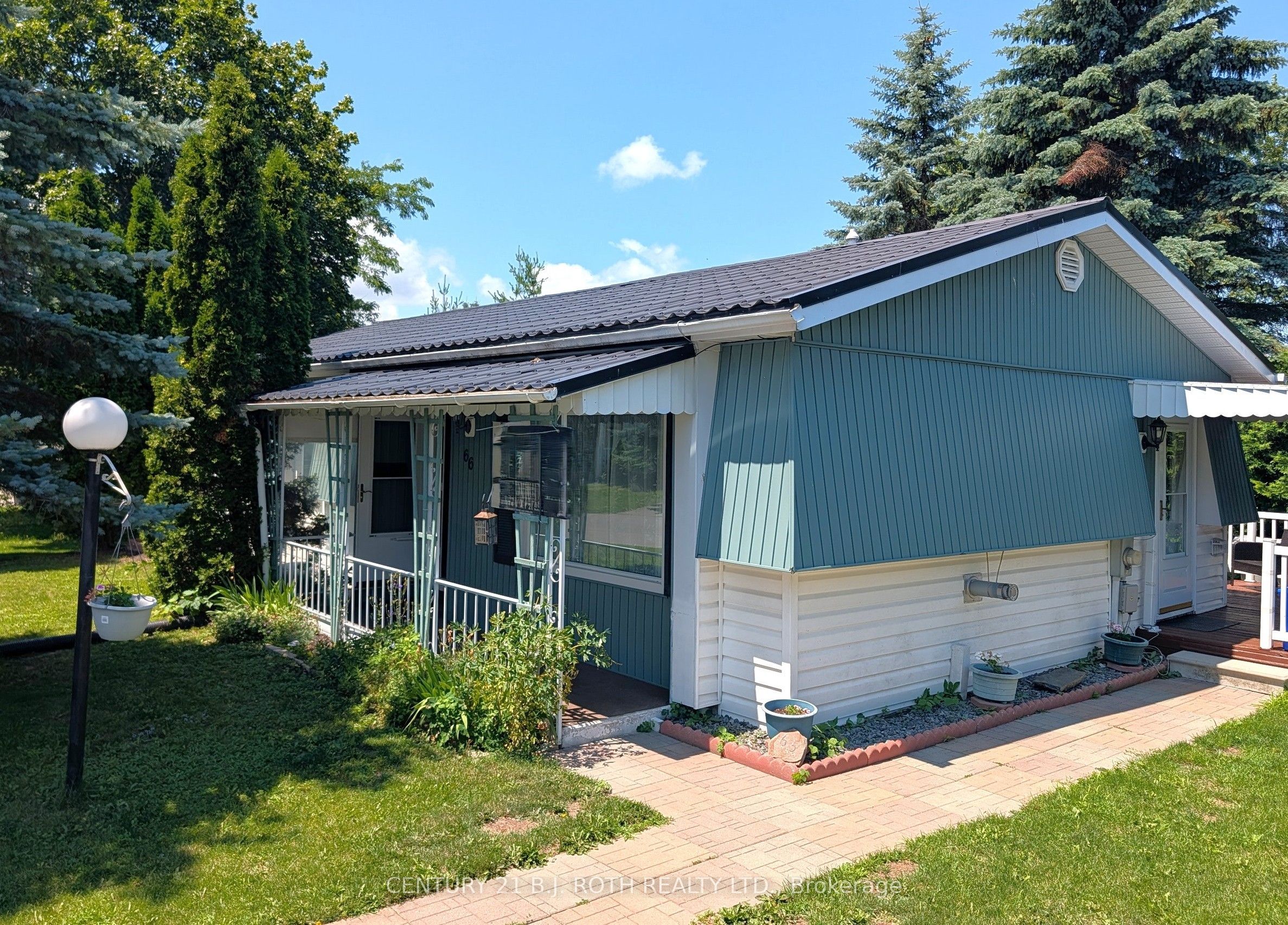 66 Linden Lane Property Photo 2