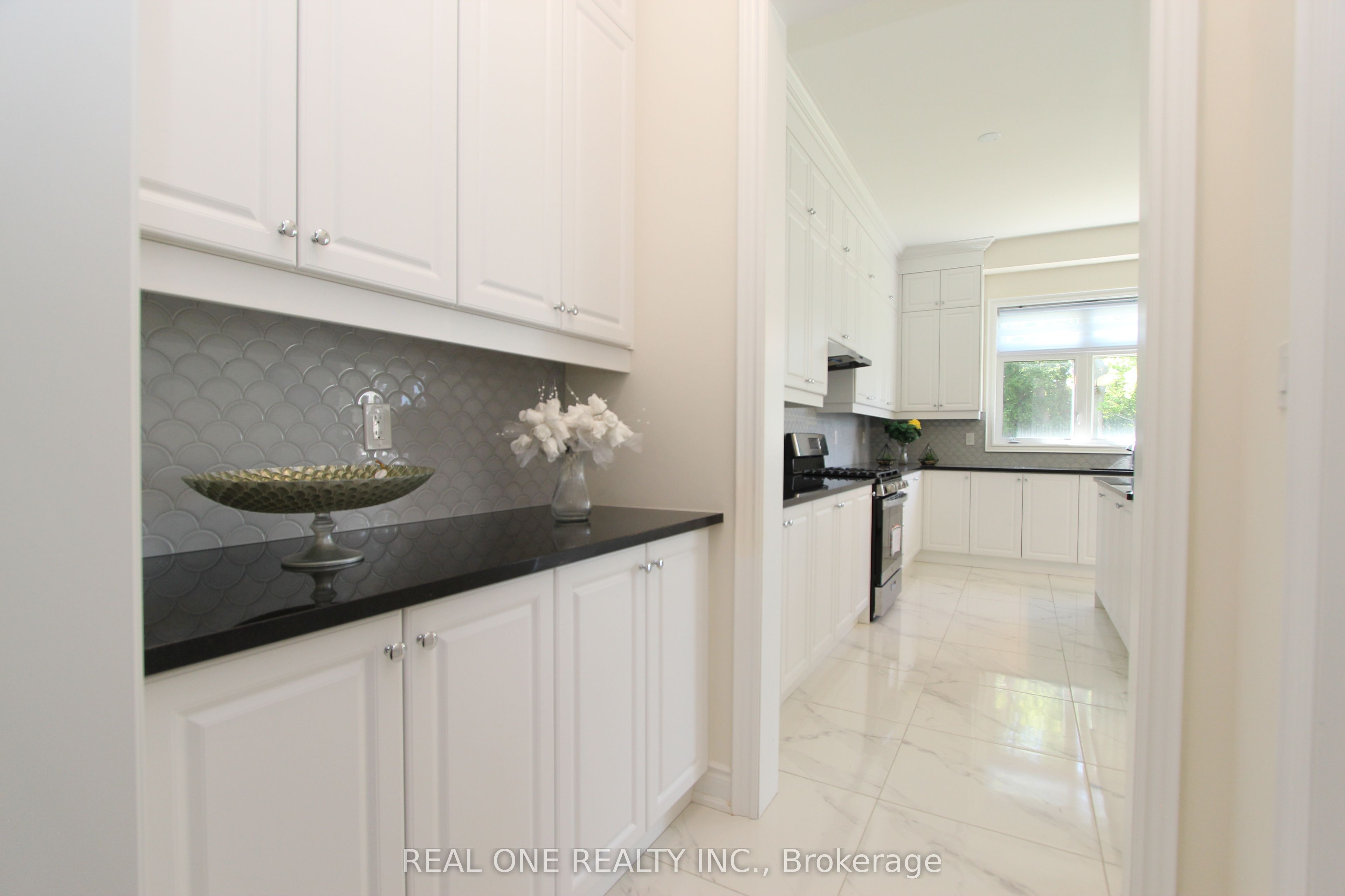 108 Silk Twist Drive Property Photo 10
