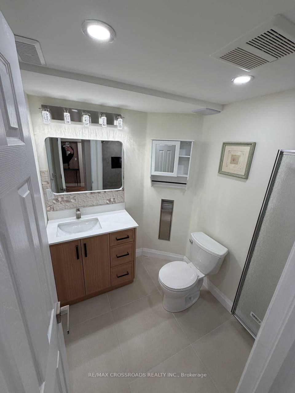 74 Turnbridge Road Lower Property Photo 12