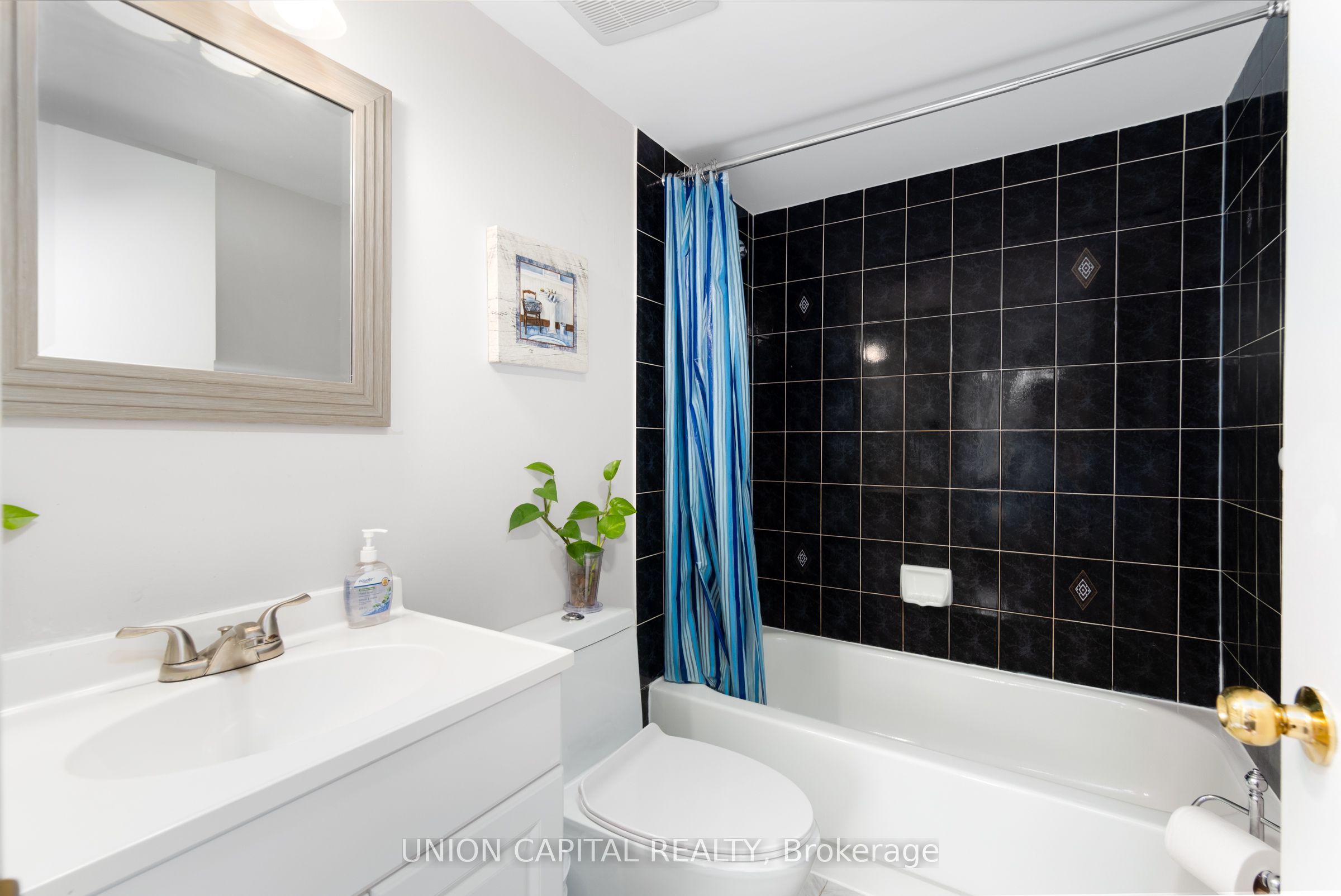 75 Weldrick Road E 1002 Property Photo 13