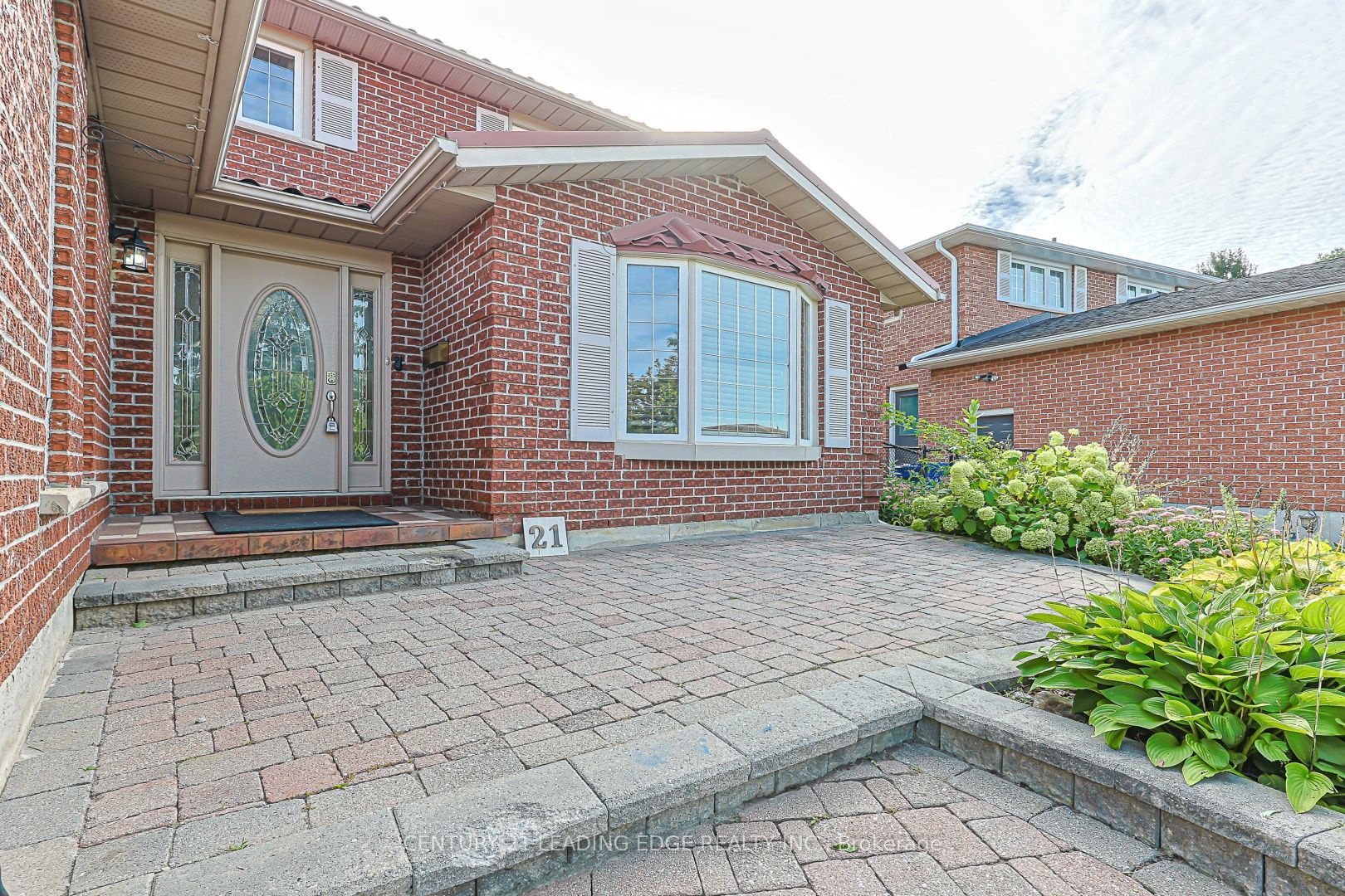 21 Mcquaid Court Property Photo 4