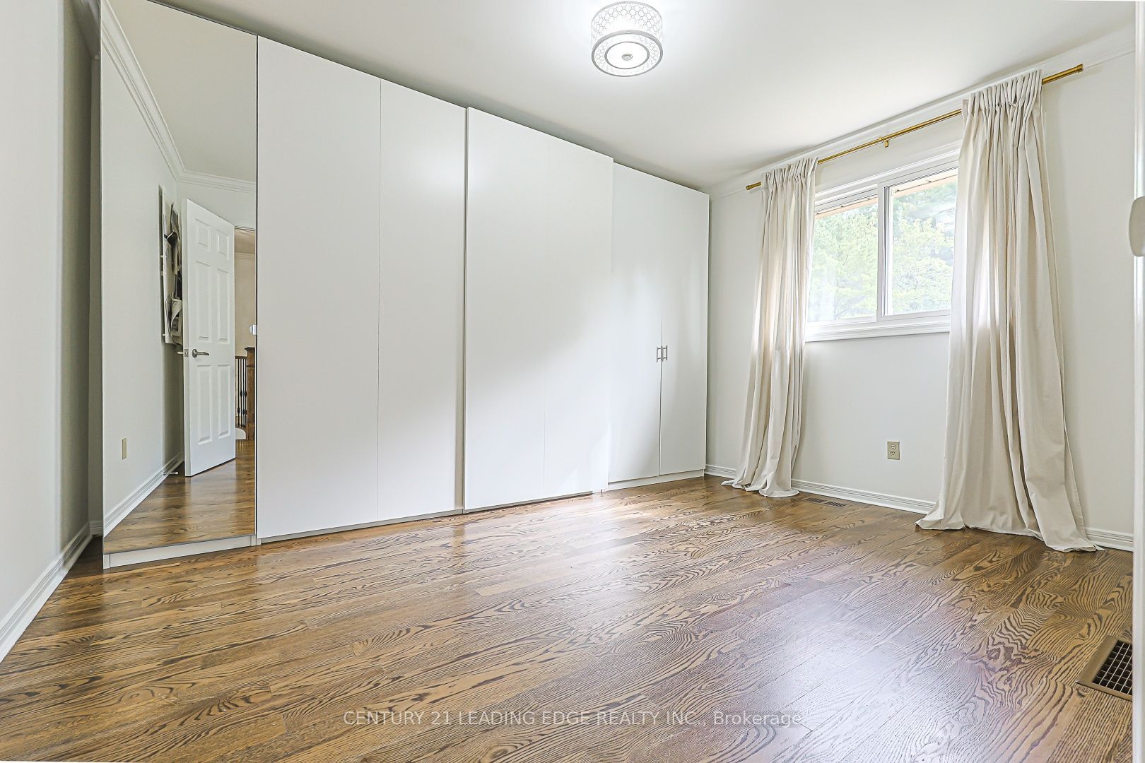 21 Mcquaid Court Property Photo 27