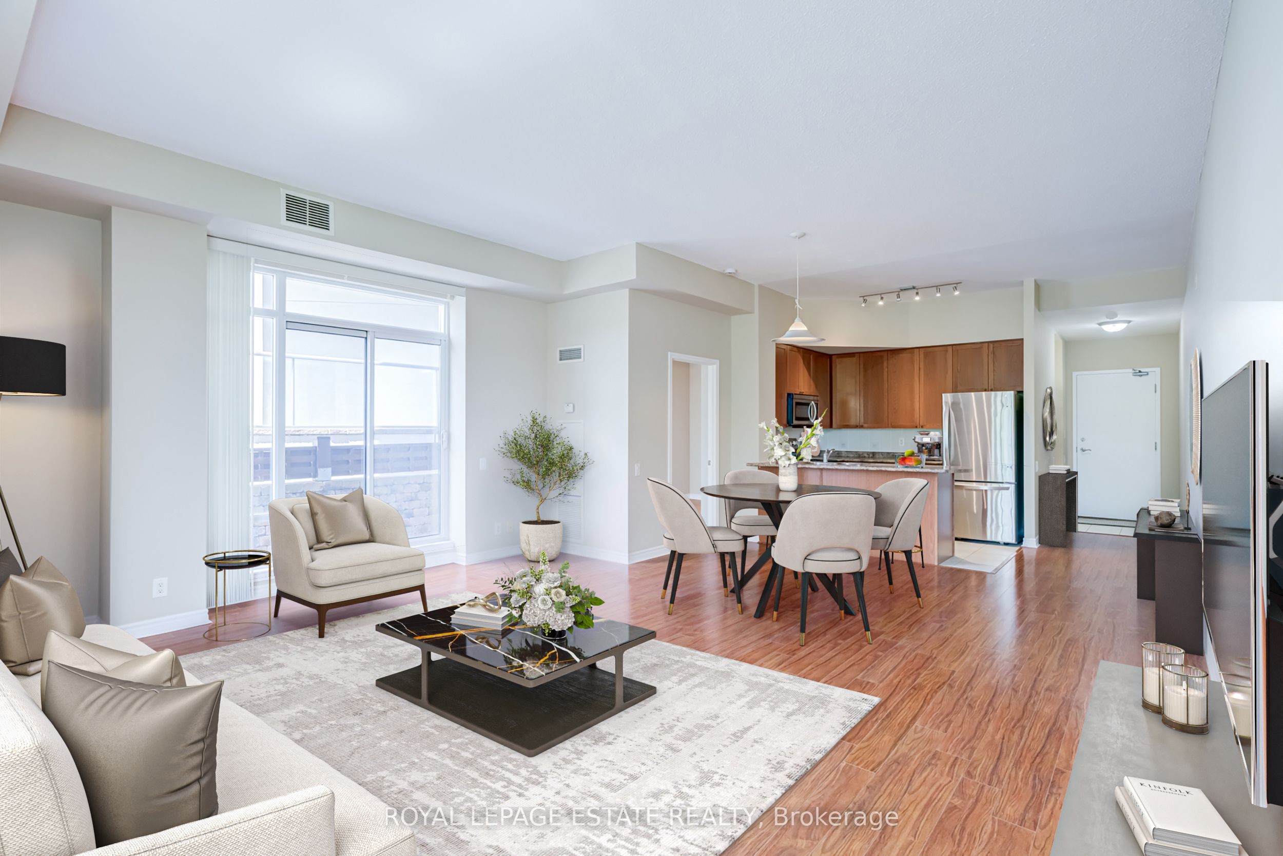 11121 Yonge Street 110 Property Photo 1