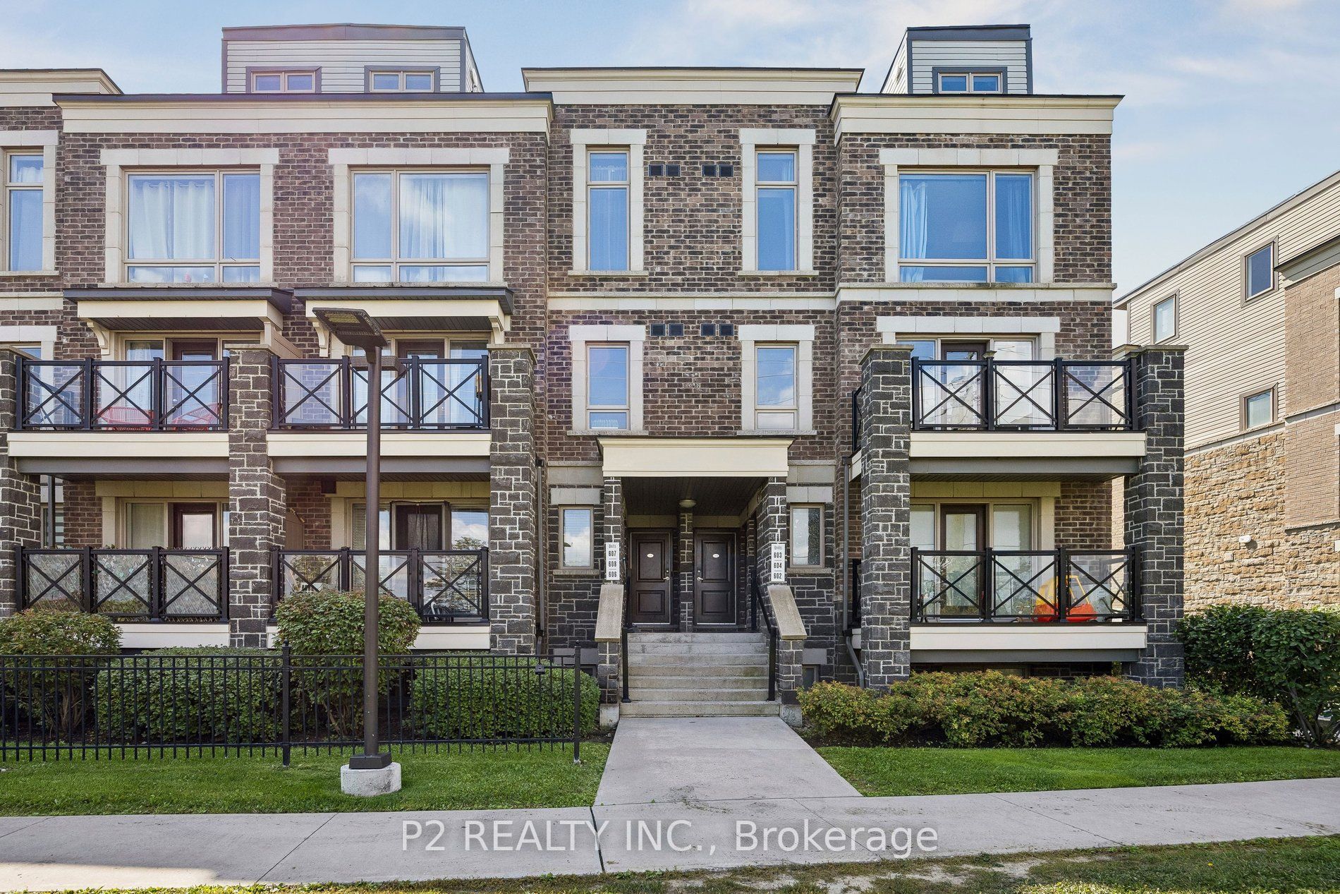 50 Dunsheath Way 608 Property Photo 1