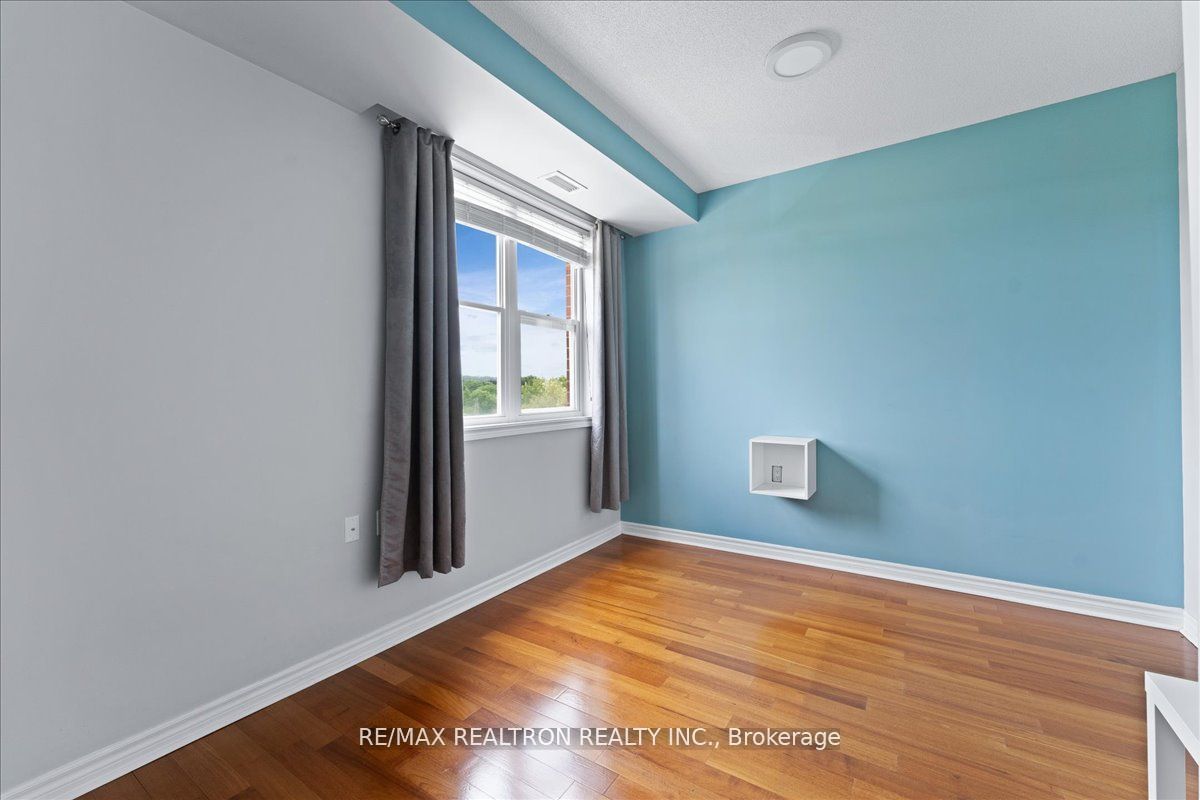15450 Yonge Street 304 Property Photo 19
