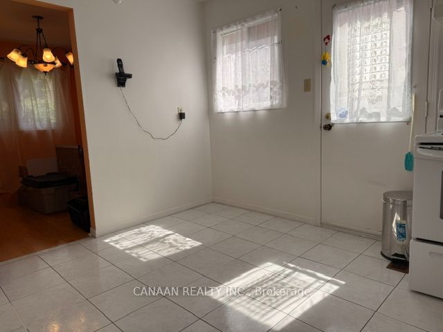 79 Graham Crescent Property Photo 8
