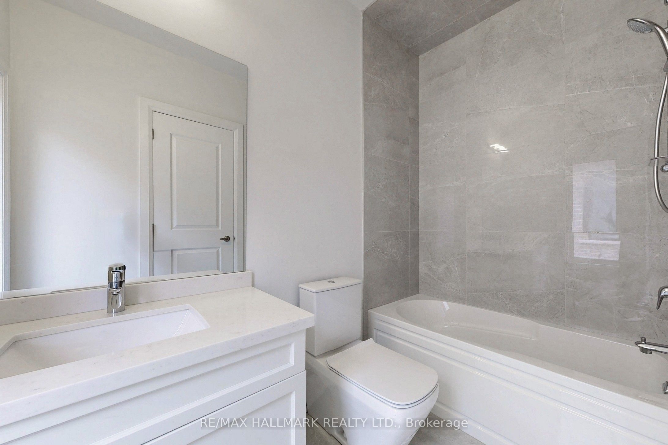 51a Puccini Drive Property Photo 31
