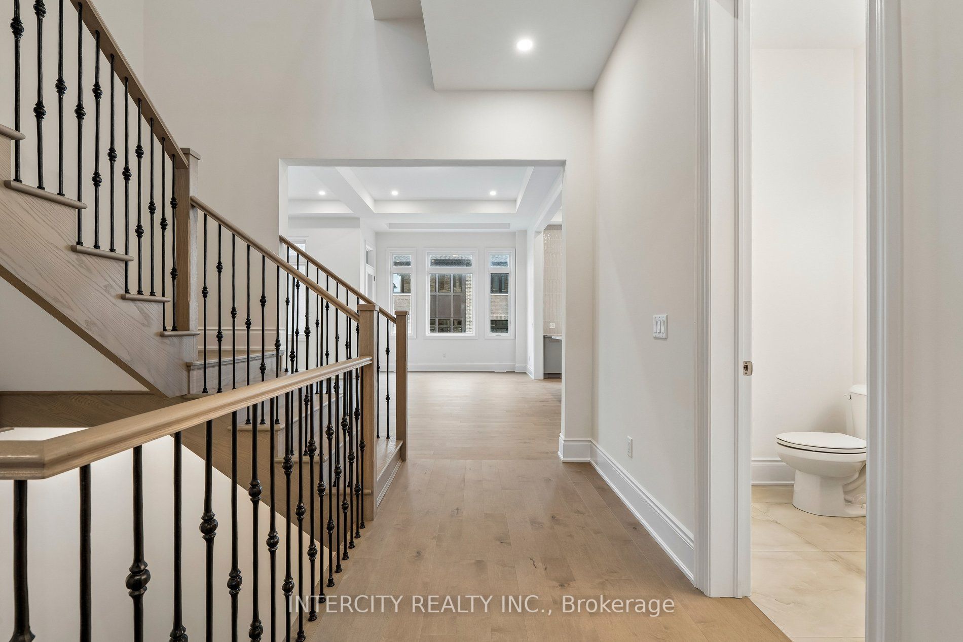 17 Garriock Hall Avenue Property Photo 9