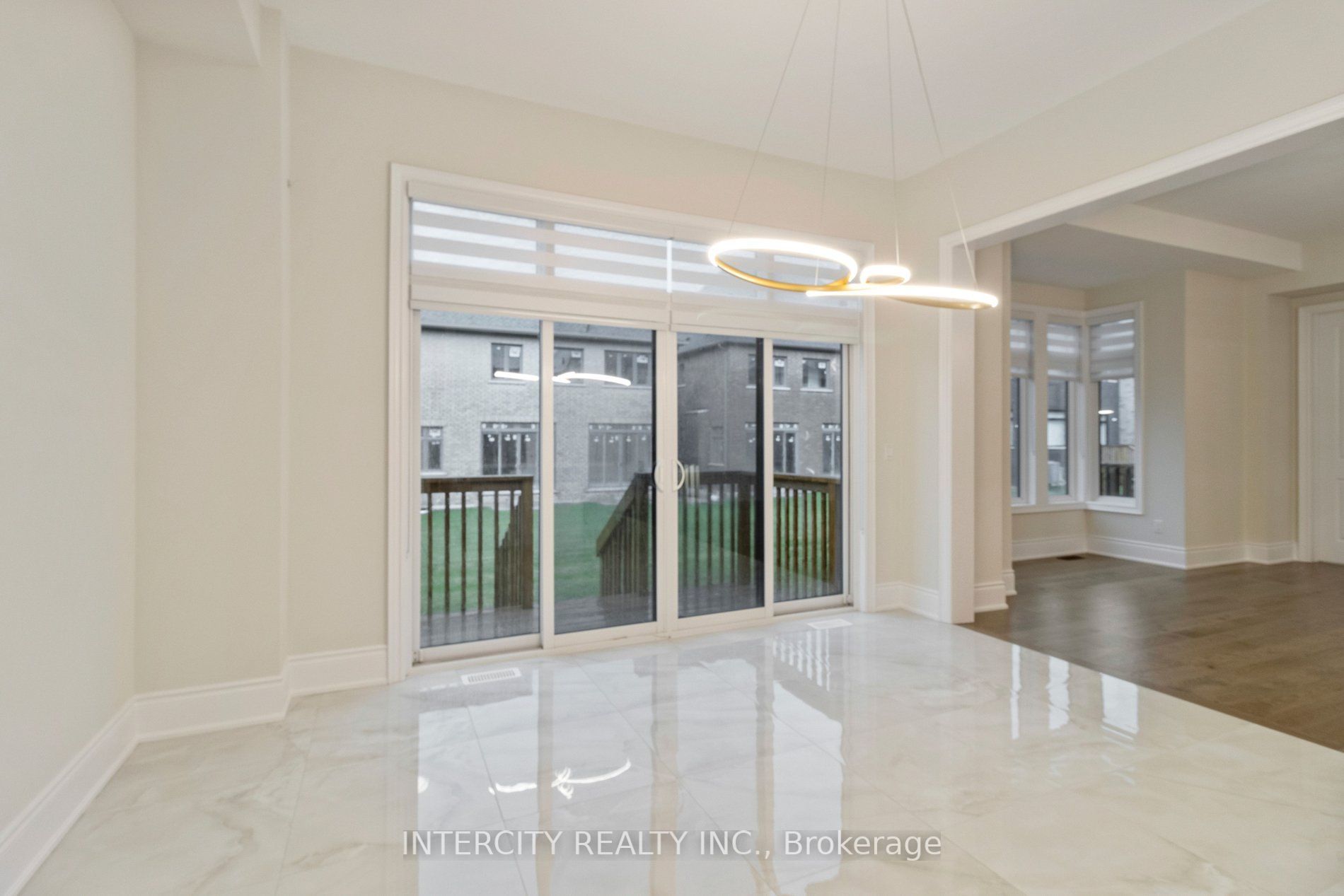 15 Garriock Hall Avenue Property Photo 23