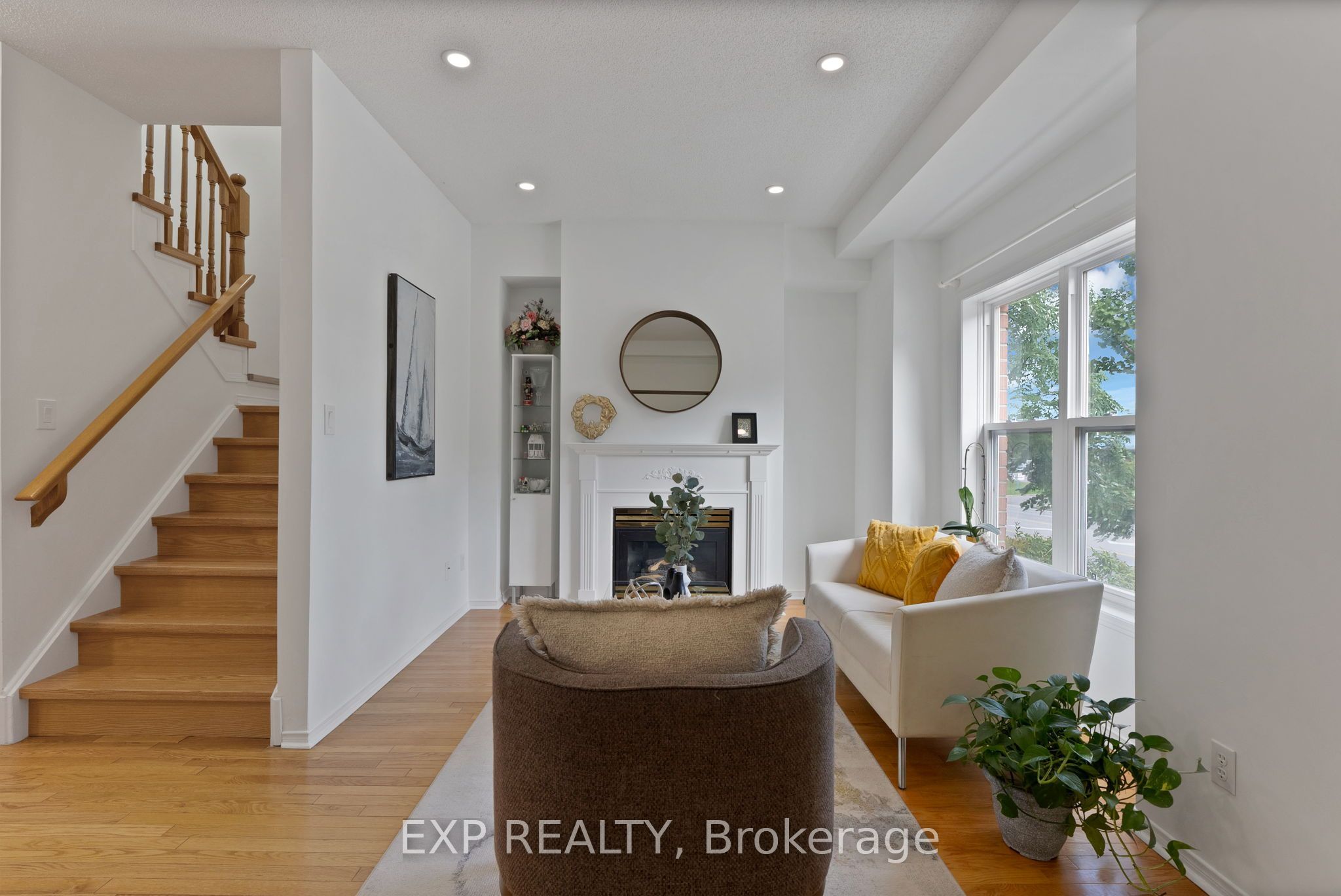 11 Maple Park Way Property Photo 1