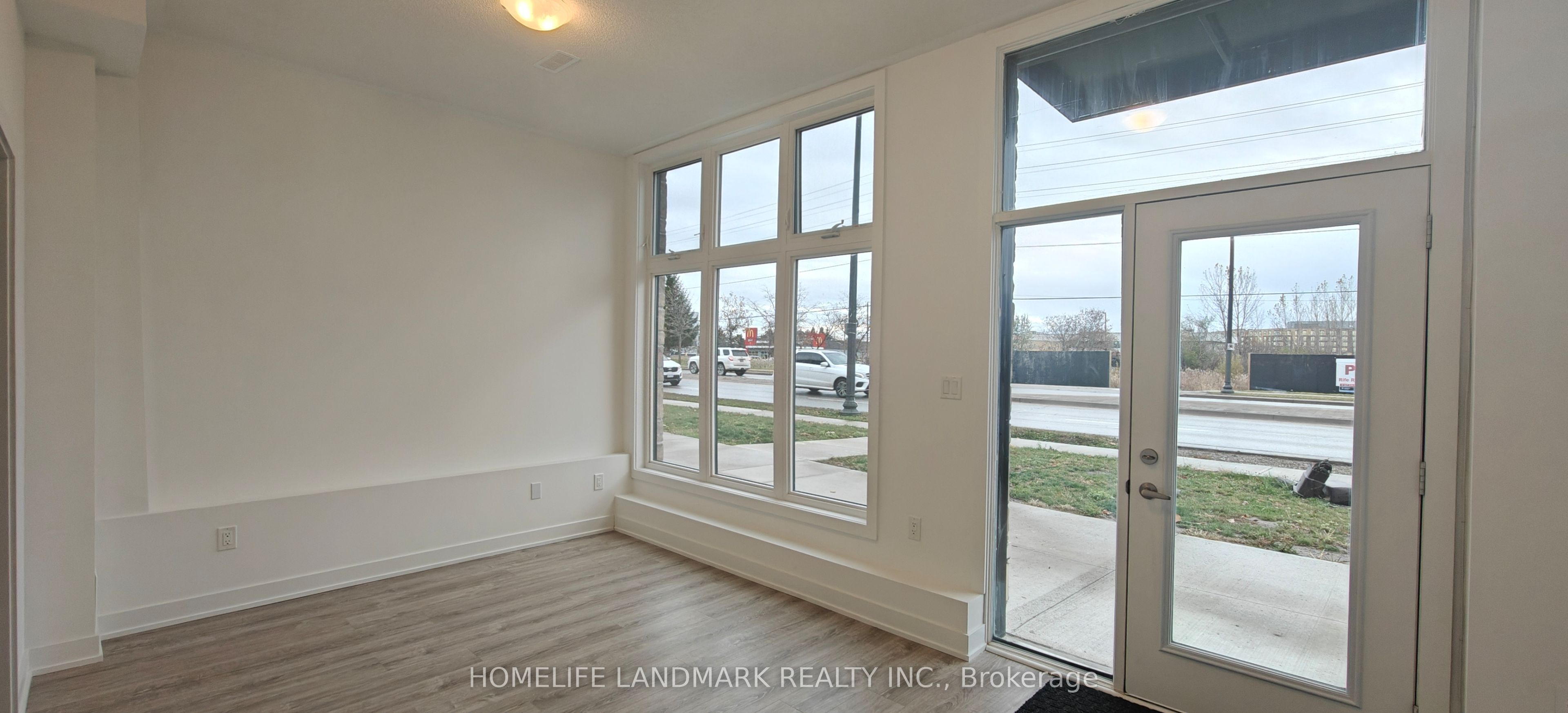 5494 Main Street Property Photo 2