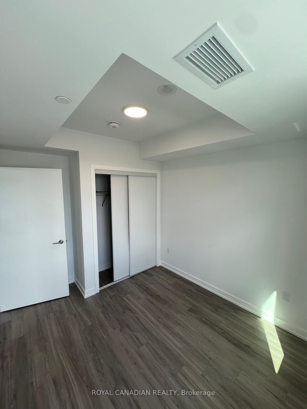 21 Meadowvale Road 613 Property Photo 6