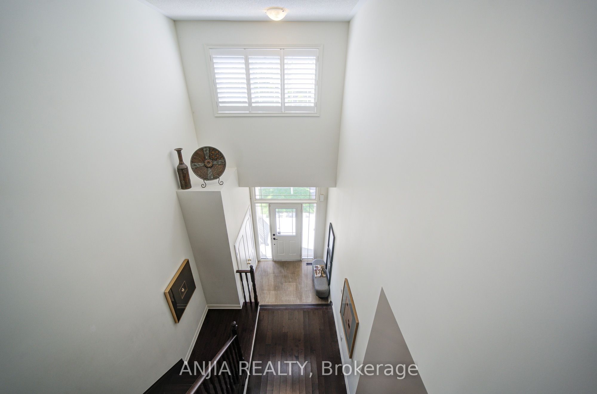 68 Old Field Crescent Property Photo 29