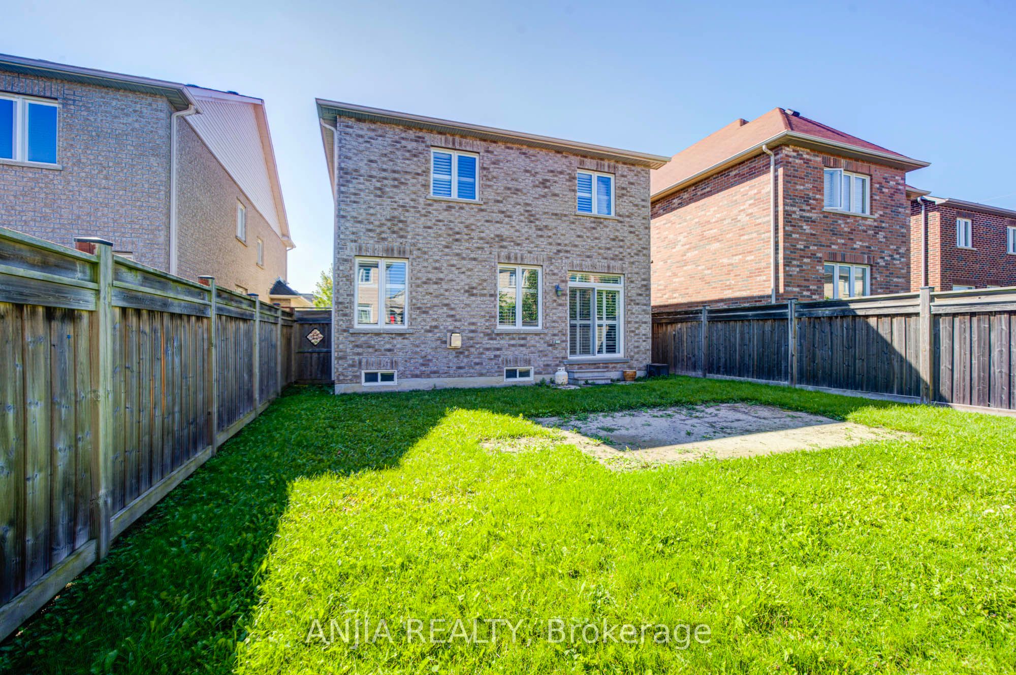 68 Old Field Crescent Property Photo 50