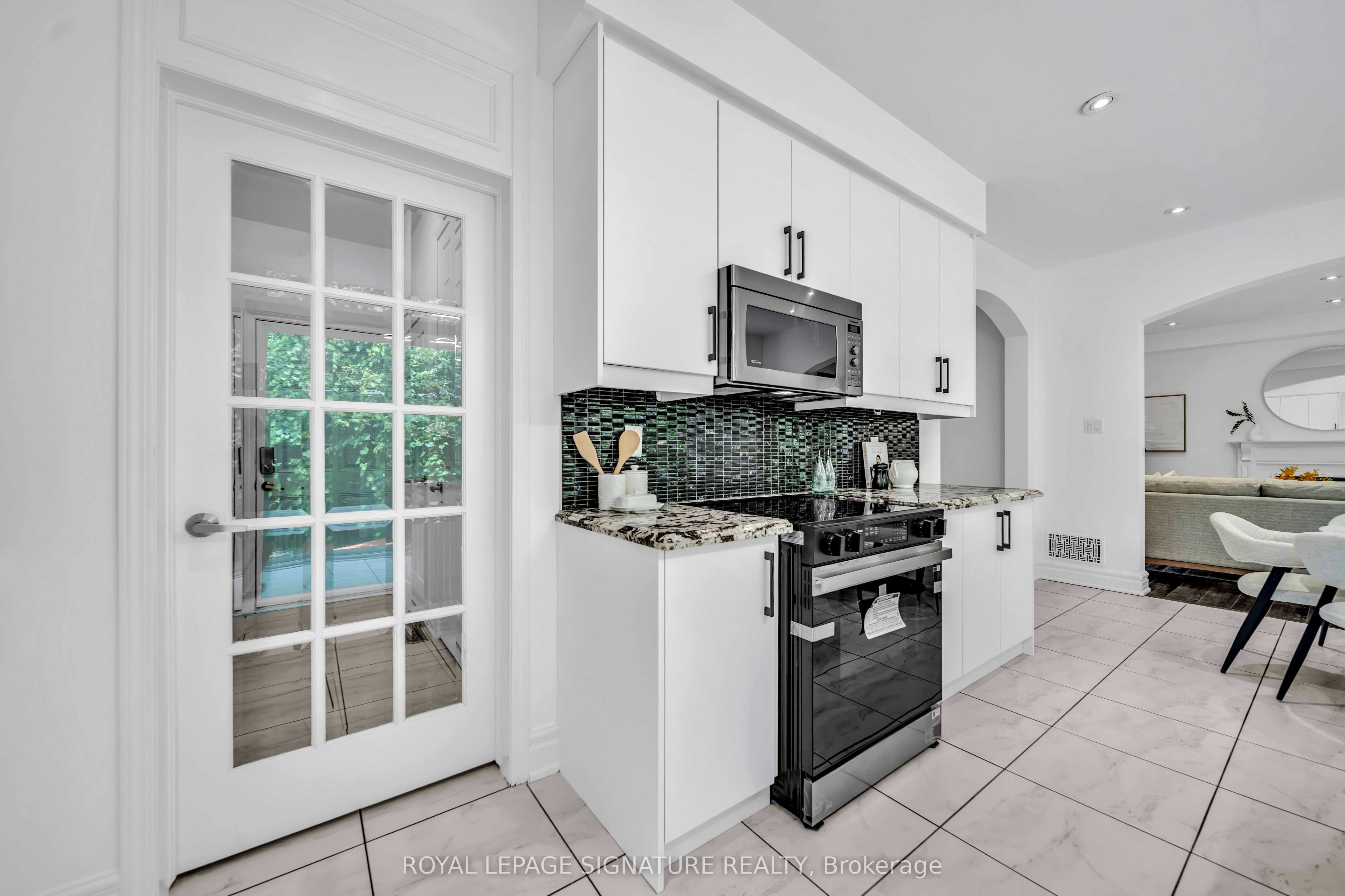 81 Bulmer Crescent Property Photo 11