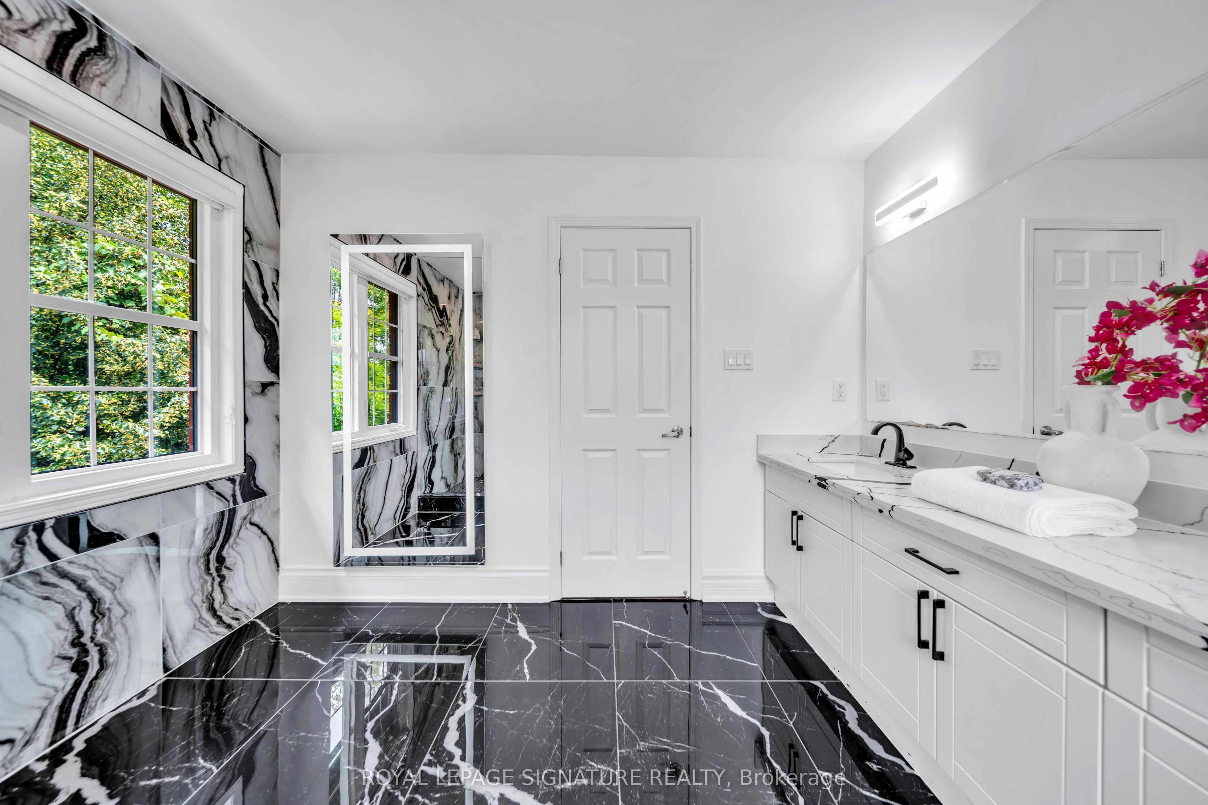 81 Bulmer Crescent Property Photo 18