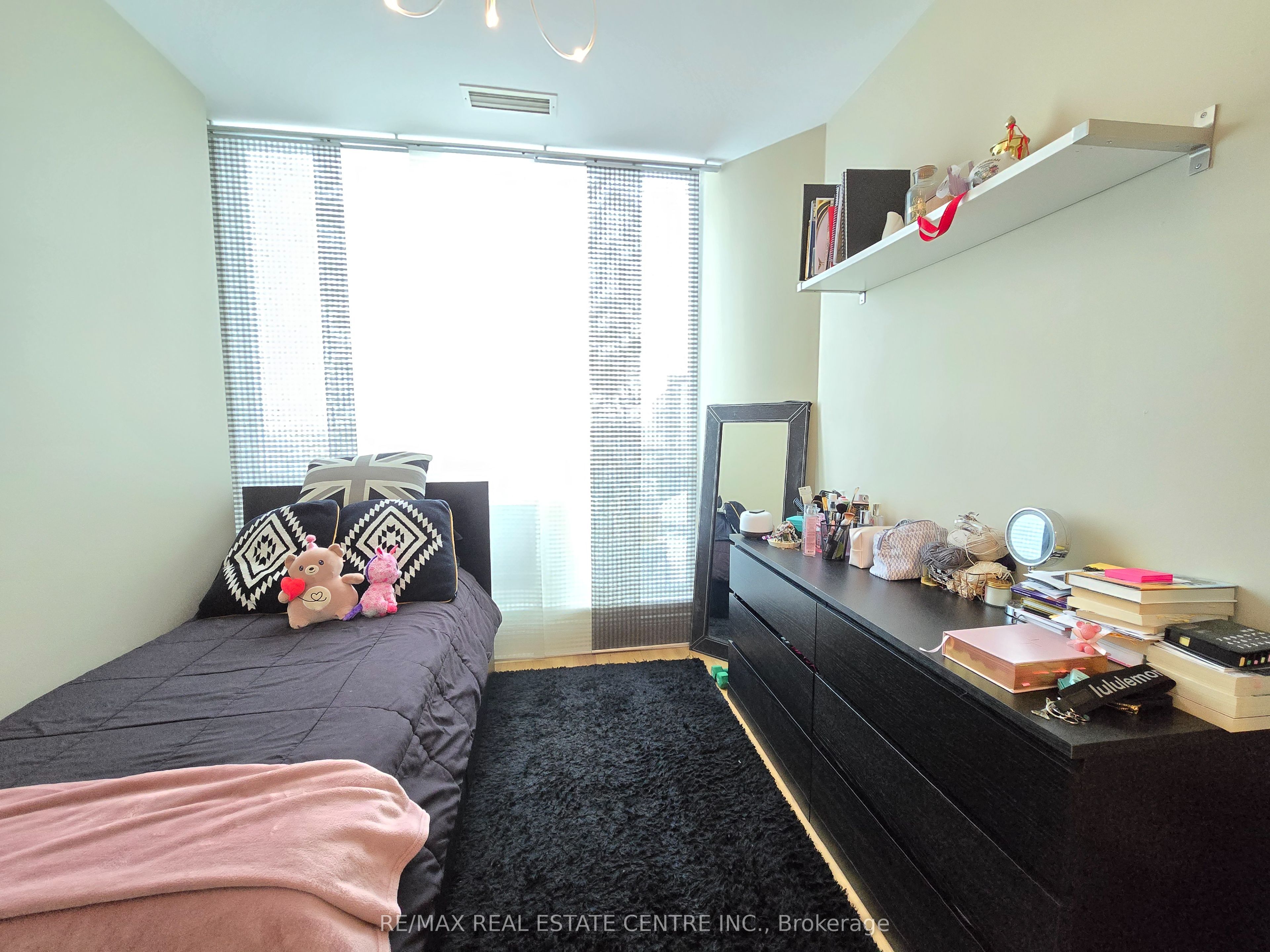 18 Harding Boulevard Ph207 Property Photo 37