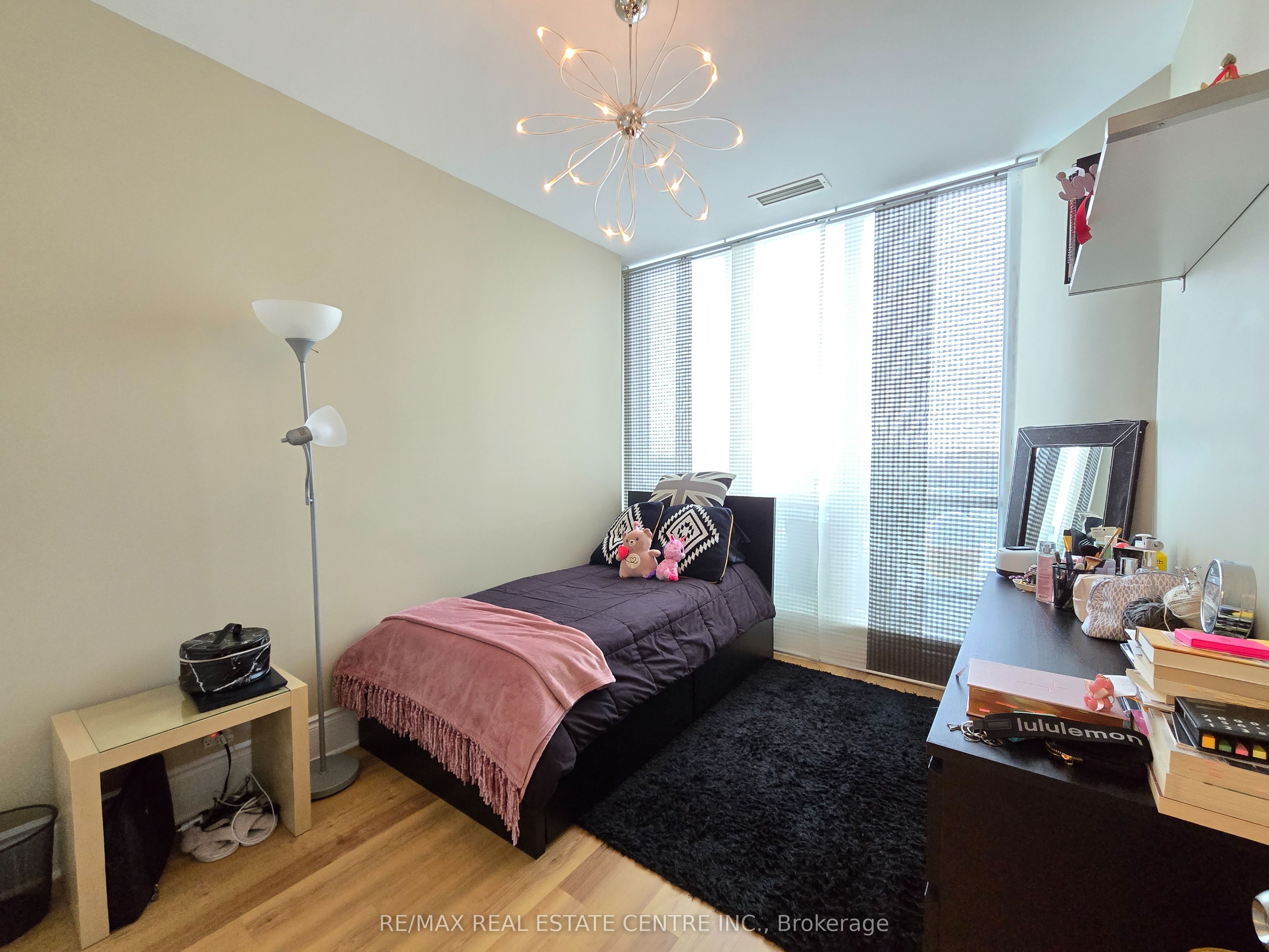 18 Harding Boulevard Ph207 Property Photo 38