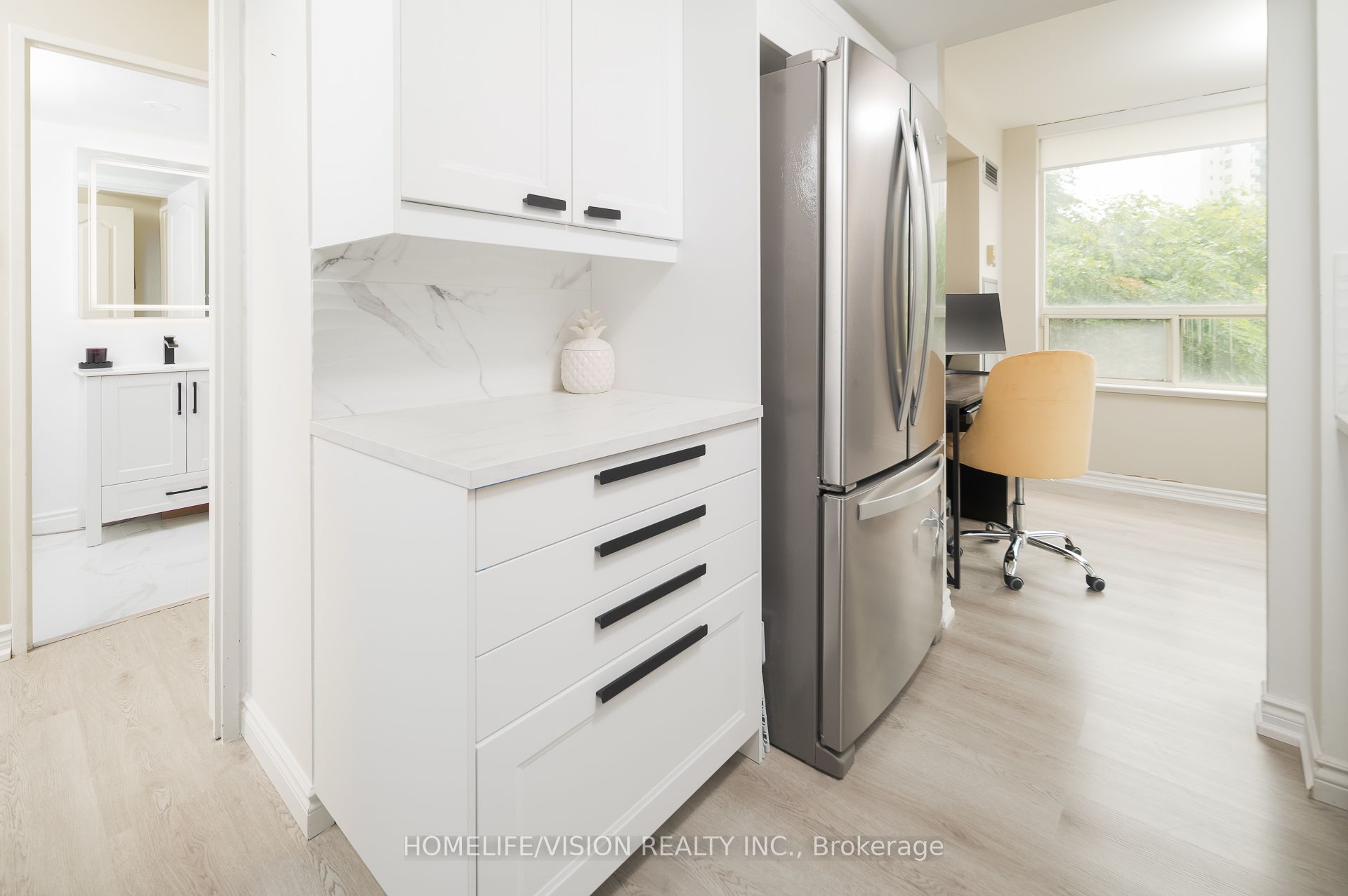 7 Townsgate Drive 413 Property Photo 15