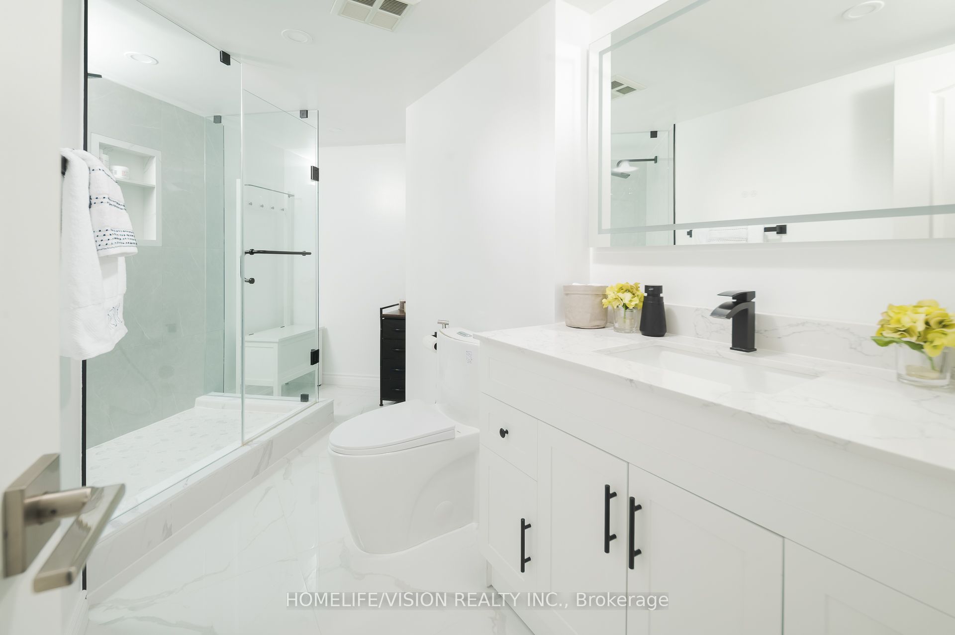 7 Townsgate Drive 413 Property Photo 23