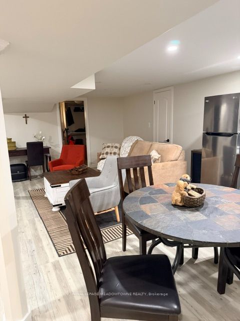 30 Fran Drive Property Photo 4