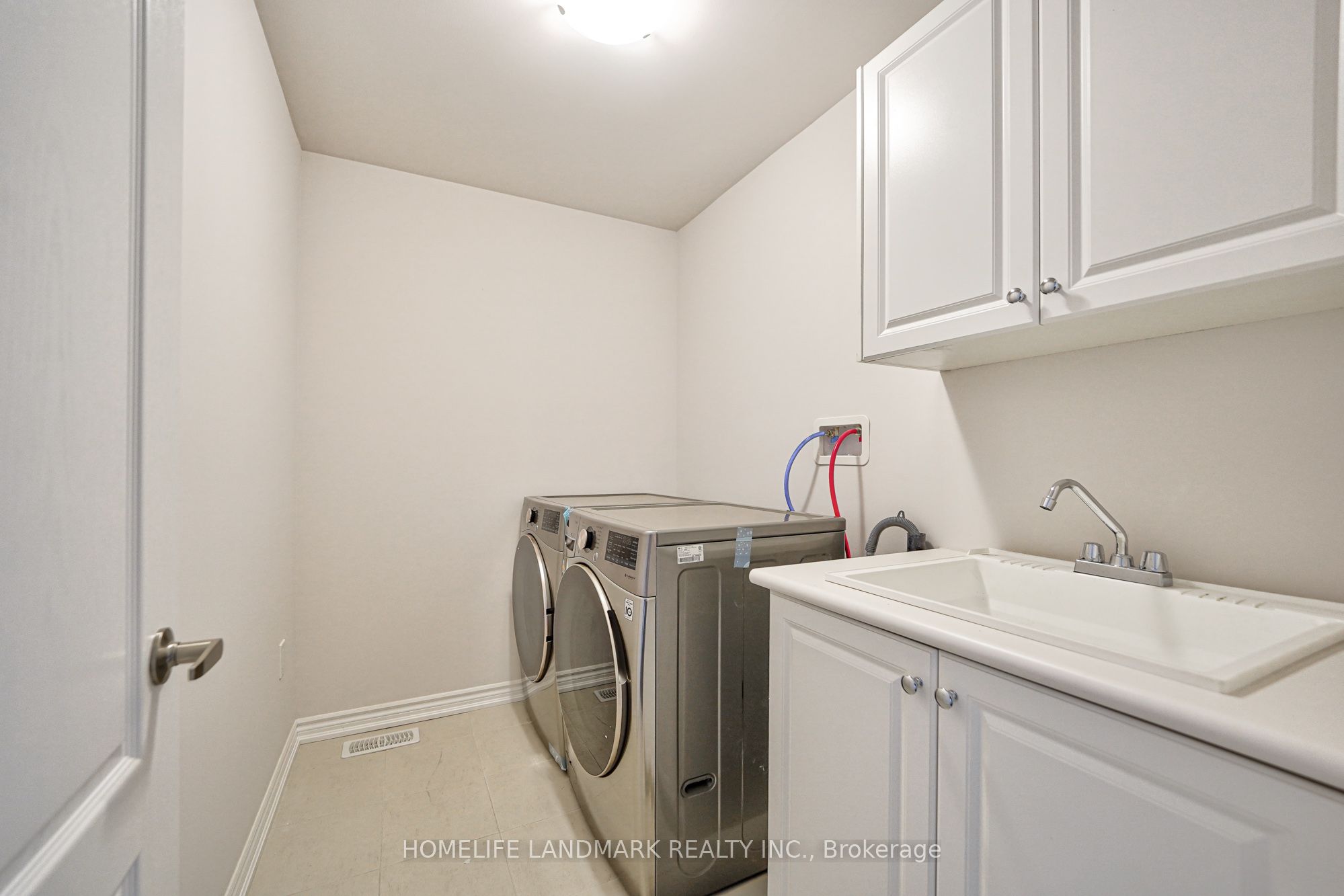 11 Dawn Blossom Drive Property Photo 40