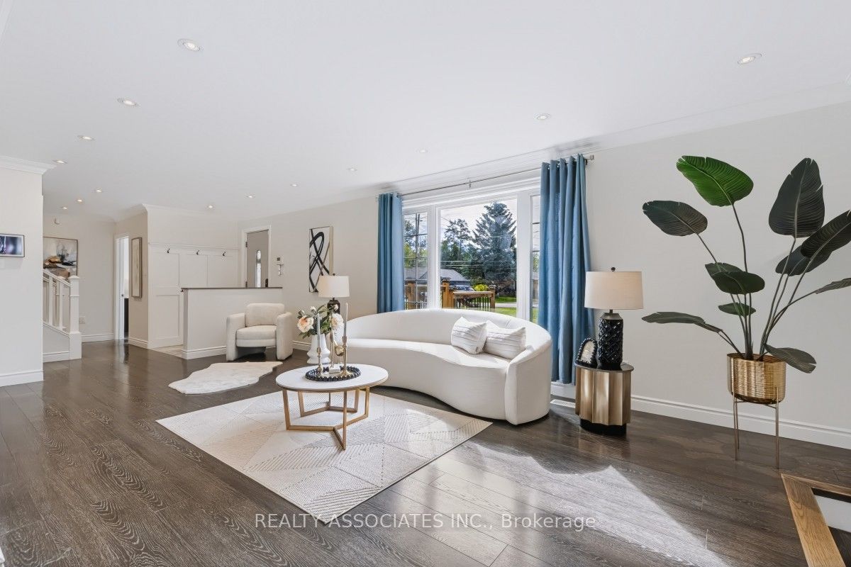 174 Bayview Avenue Property Photo 8