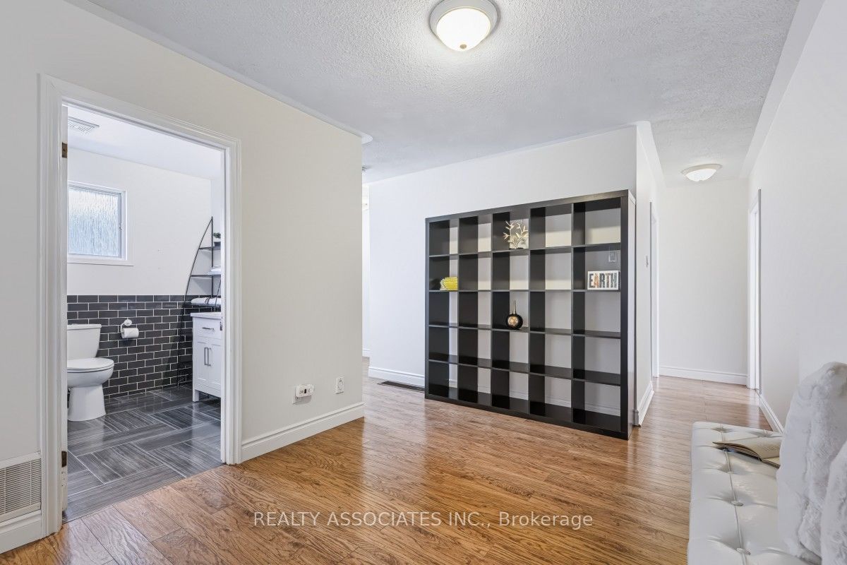174 Bayview Avenue Property Photo 32