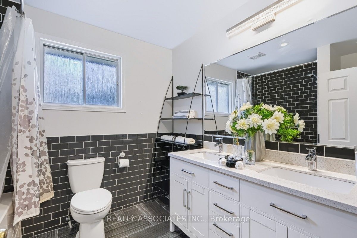 174 Bayview Avenue Property Photo 36