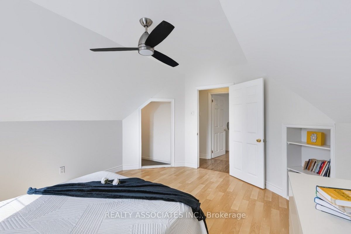 174 Bayview Avenue Property Photo 39