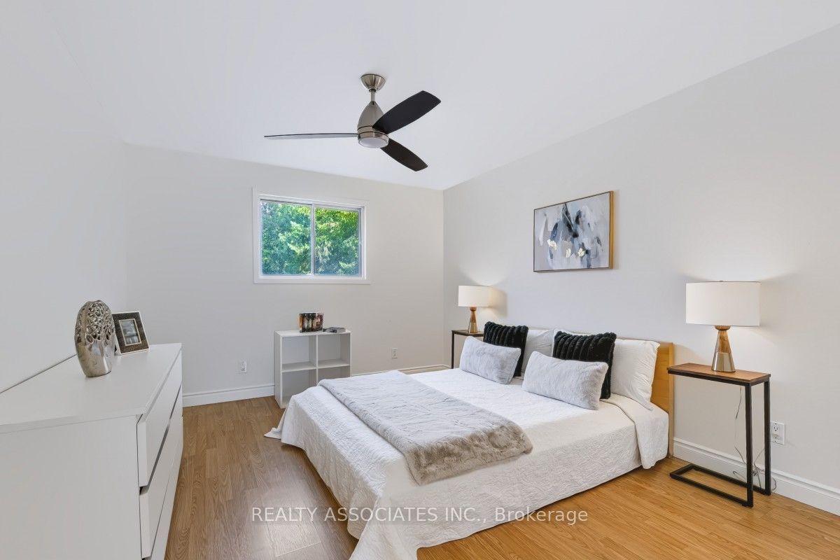 174 Bayview Avenue Property Photo 40