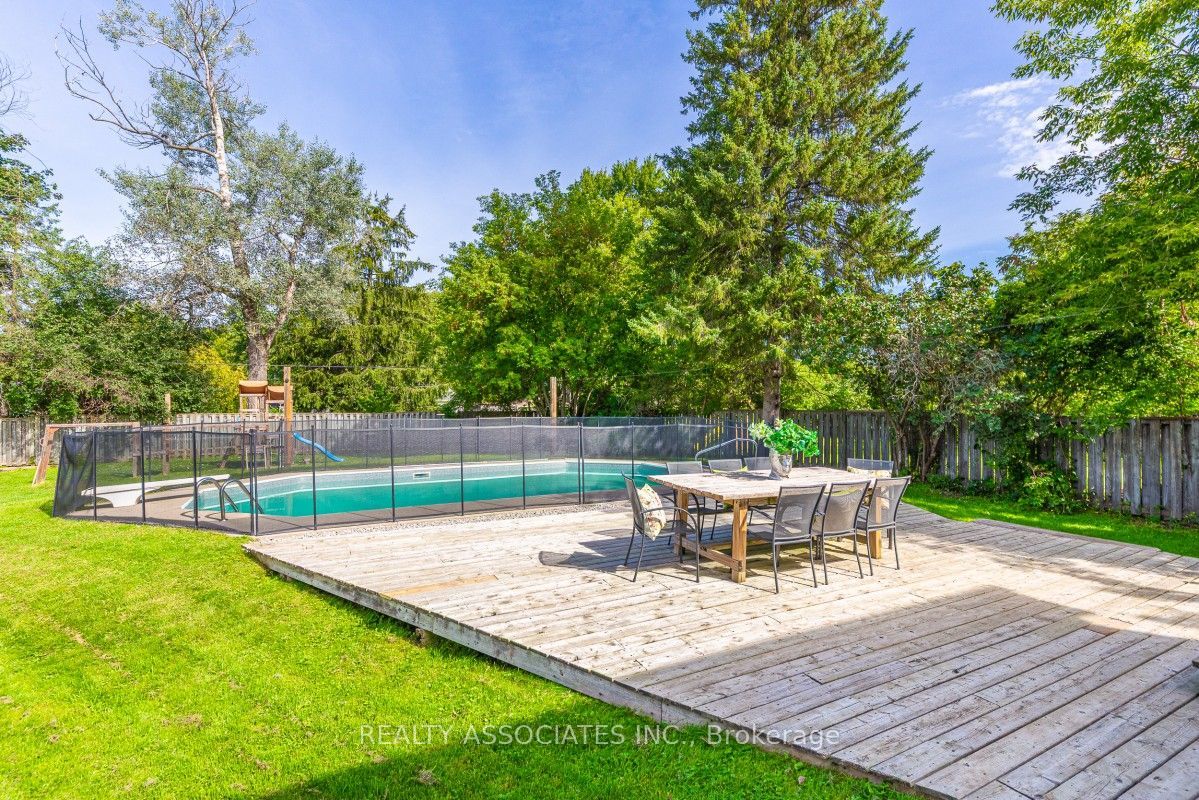 174 Bayview Avenue Property Photo 49