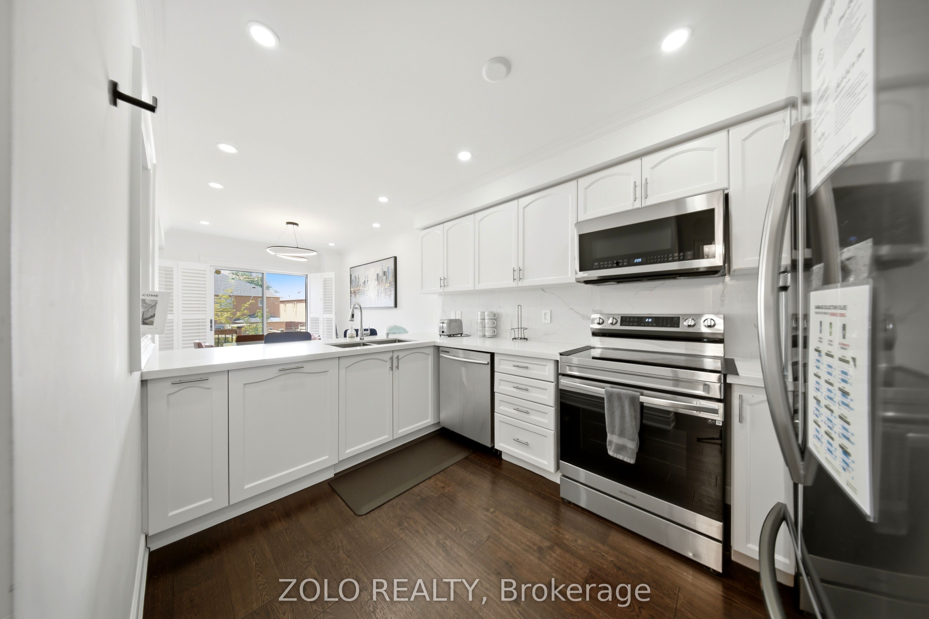 106 Rosanna Crescent Property Photo 7