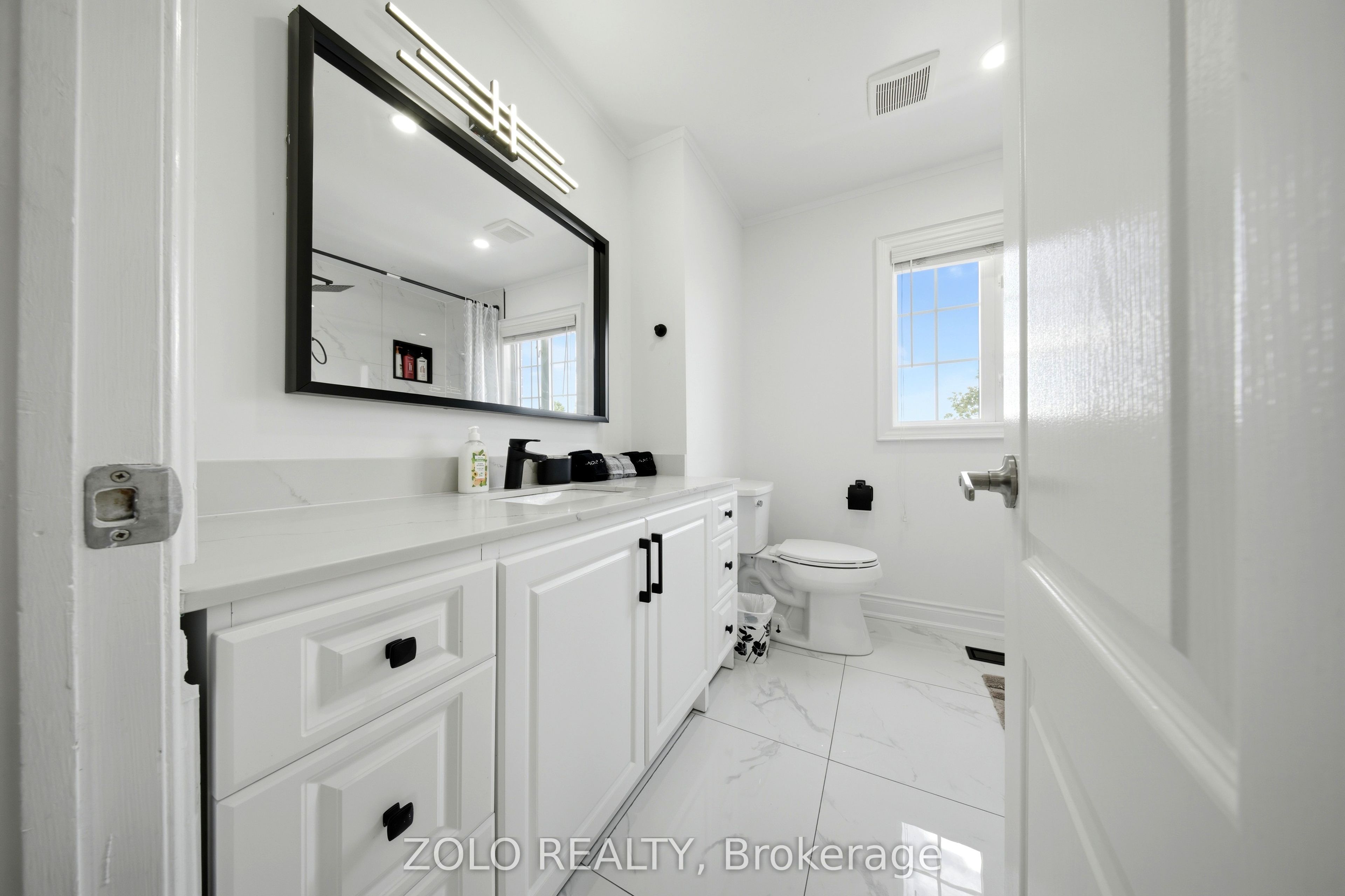 106 Rosanna Crescent Property Photo 28