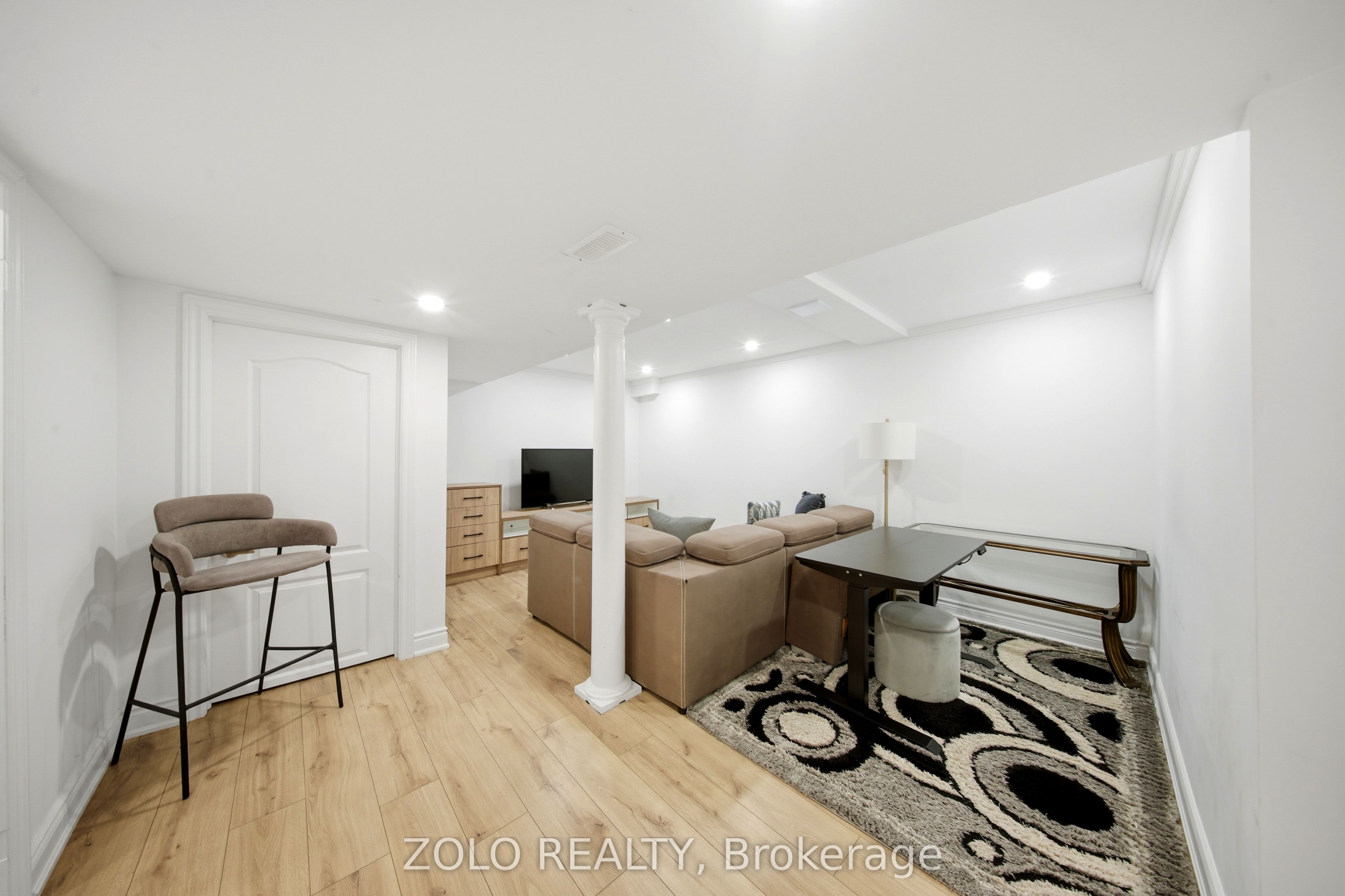 106 Rosanna Crescent Property Photo 33