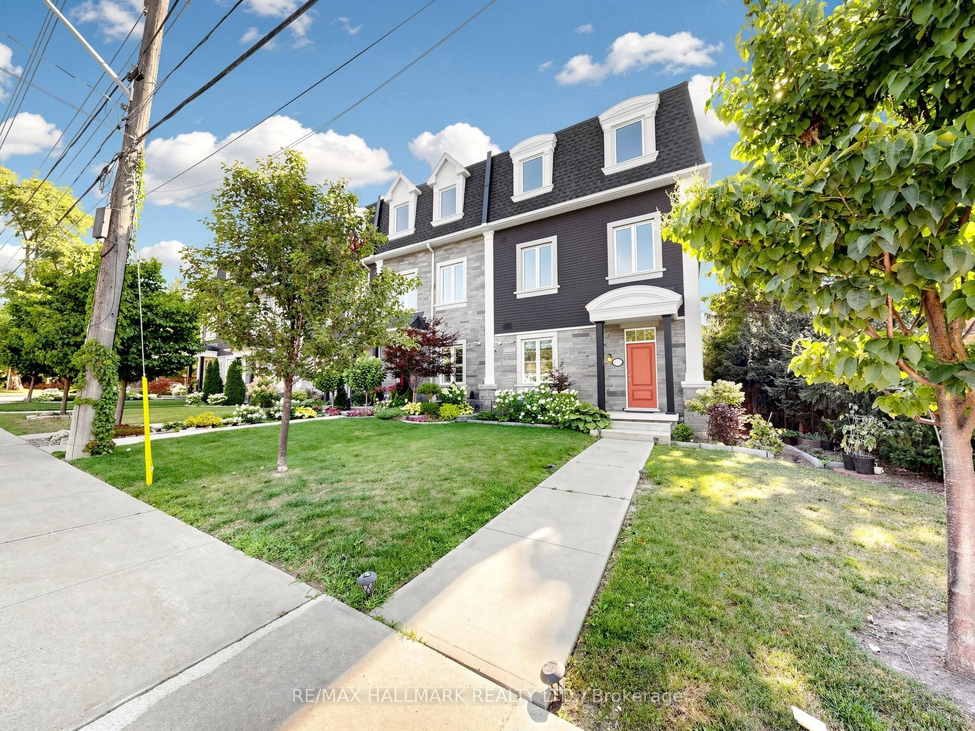 8313 Islington Avenue Property Photo 1
