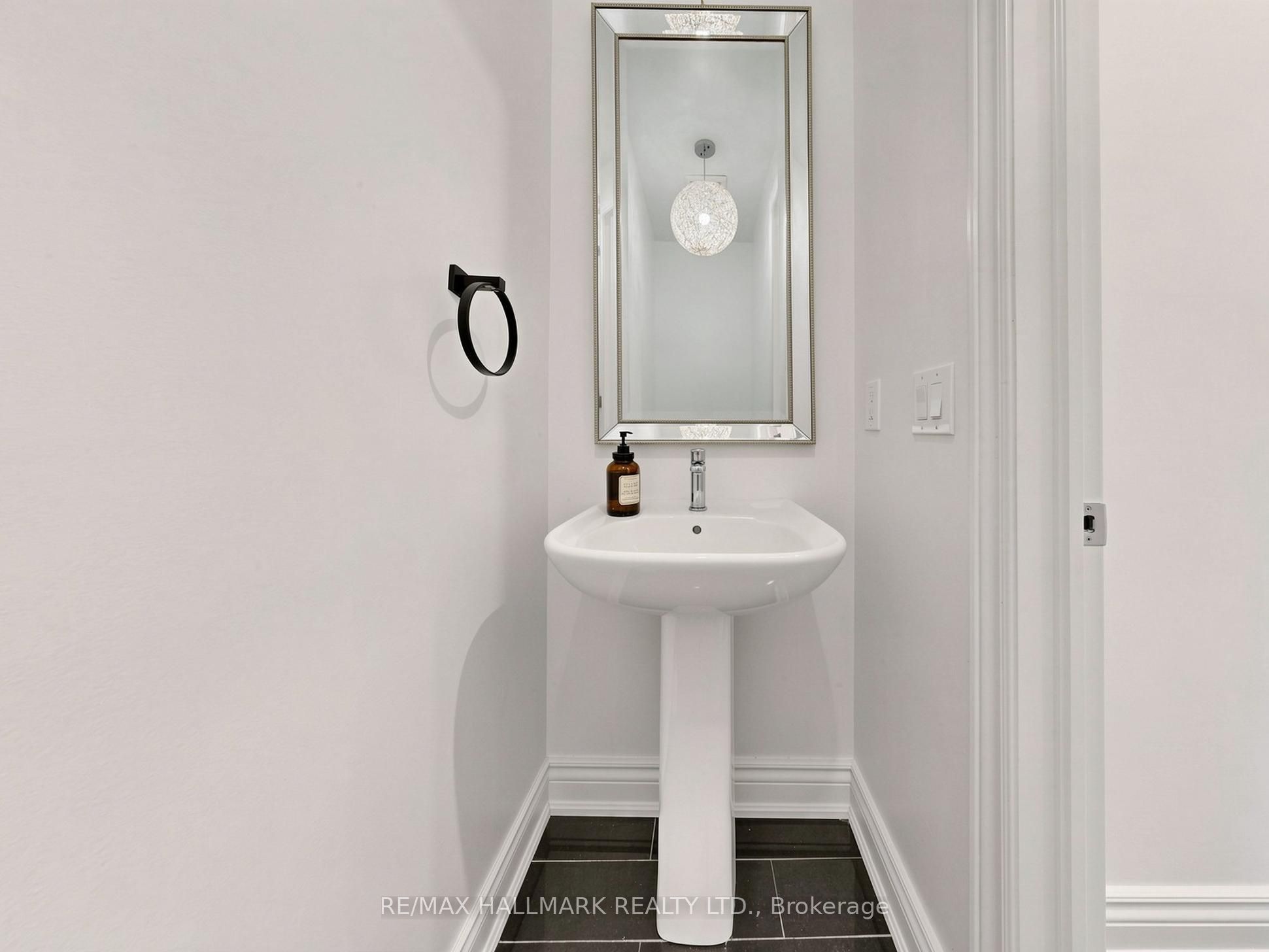 8313 Islington Avenue Property Photo 19