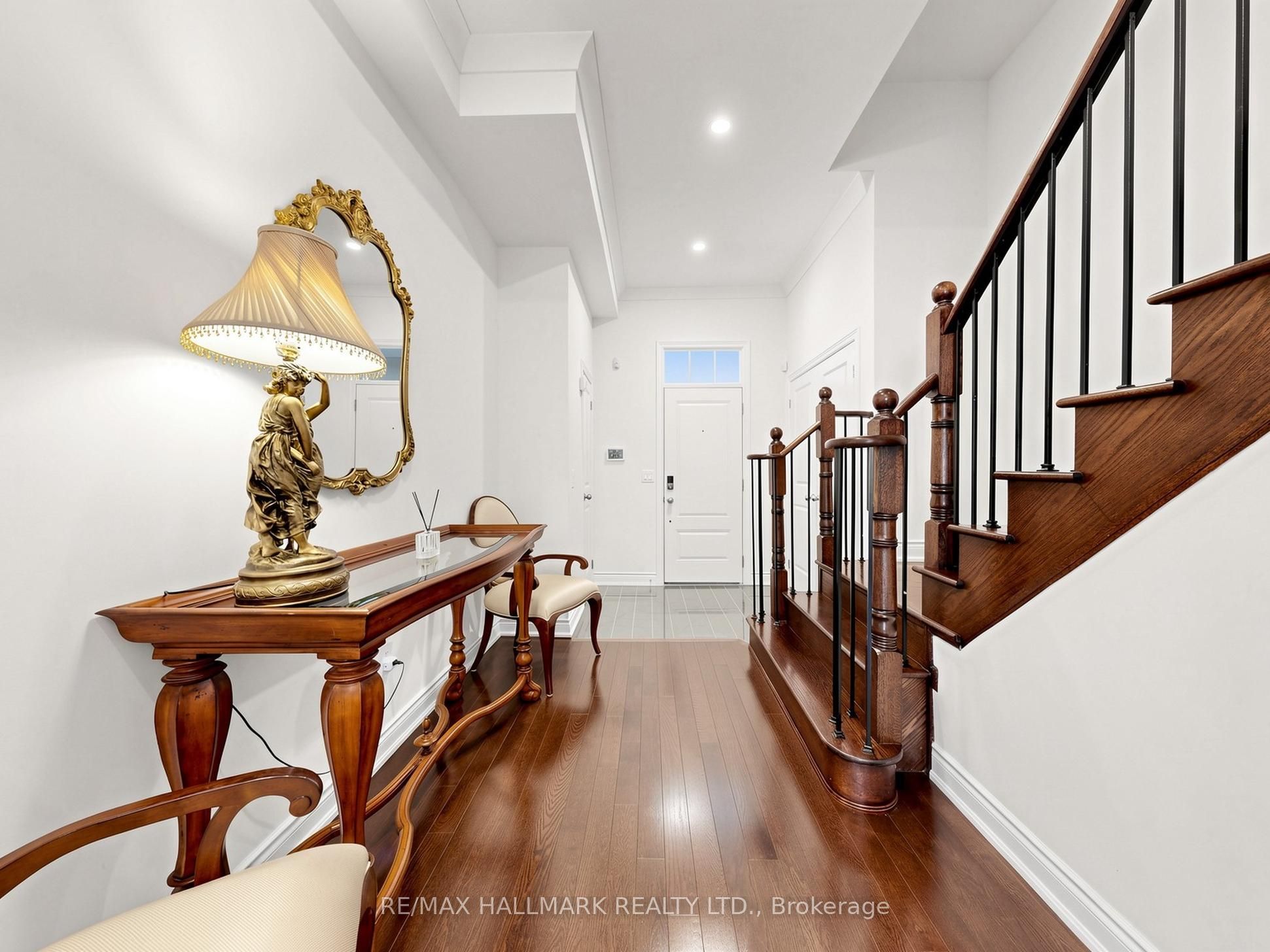 8313 Islington Avenue Property Photo 32