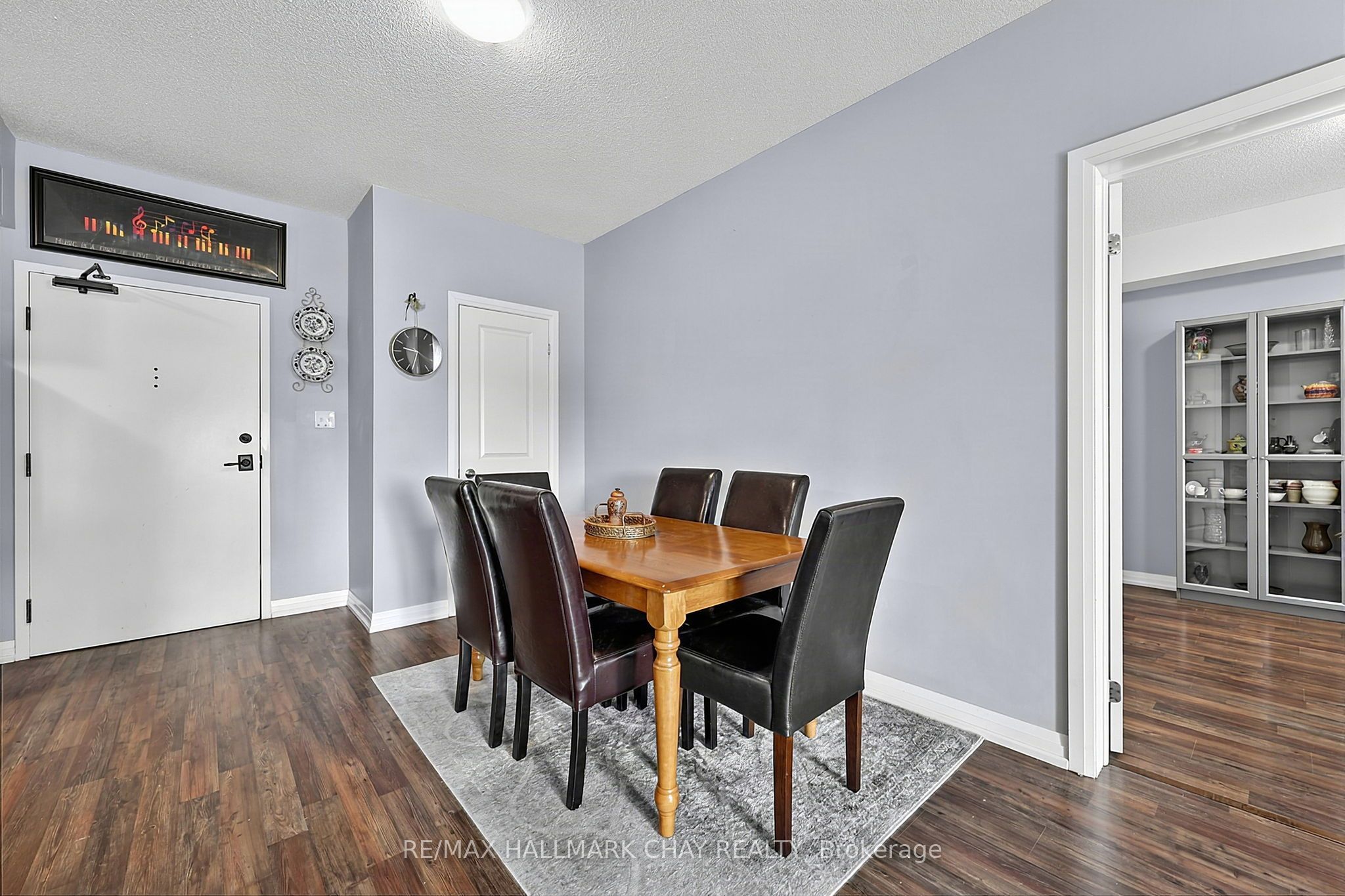 161 Wellington Street E 210 Property Photo 14