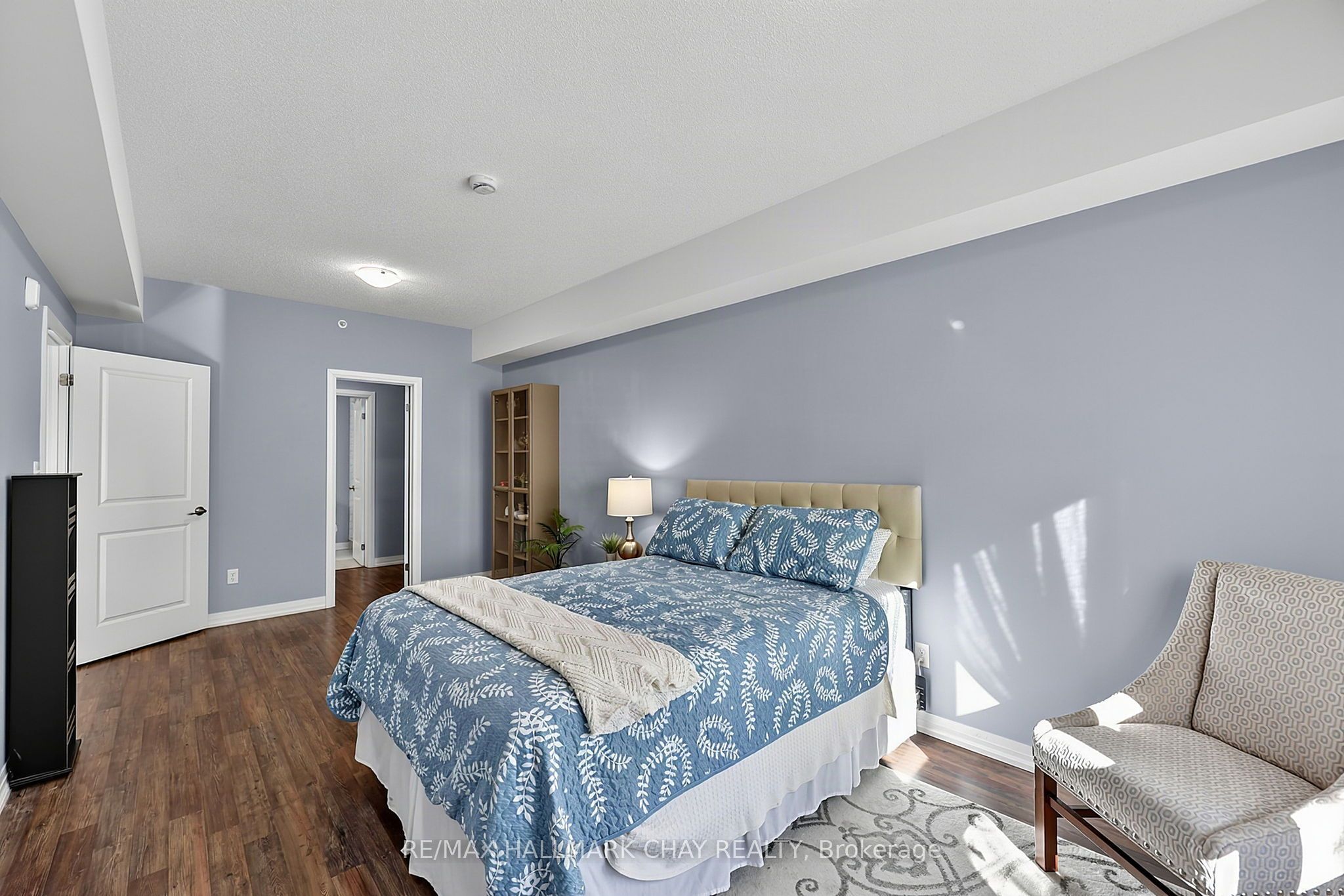 161 Wellington Street E 210 Property Photo 21