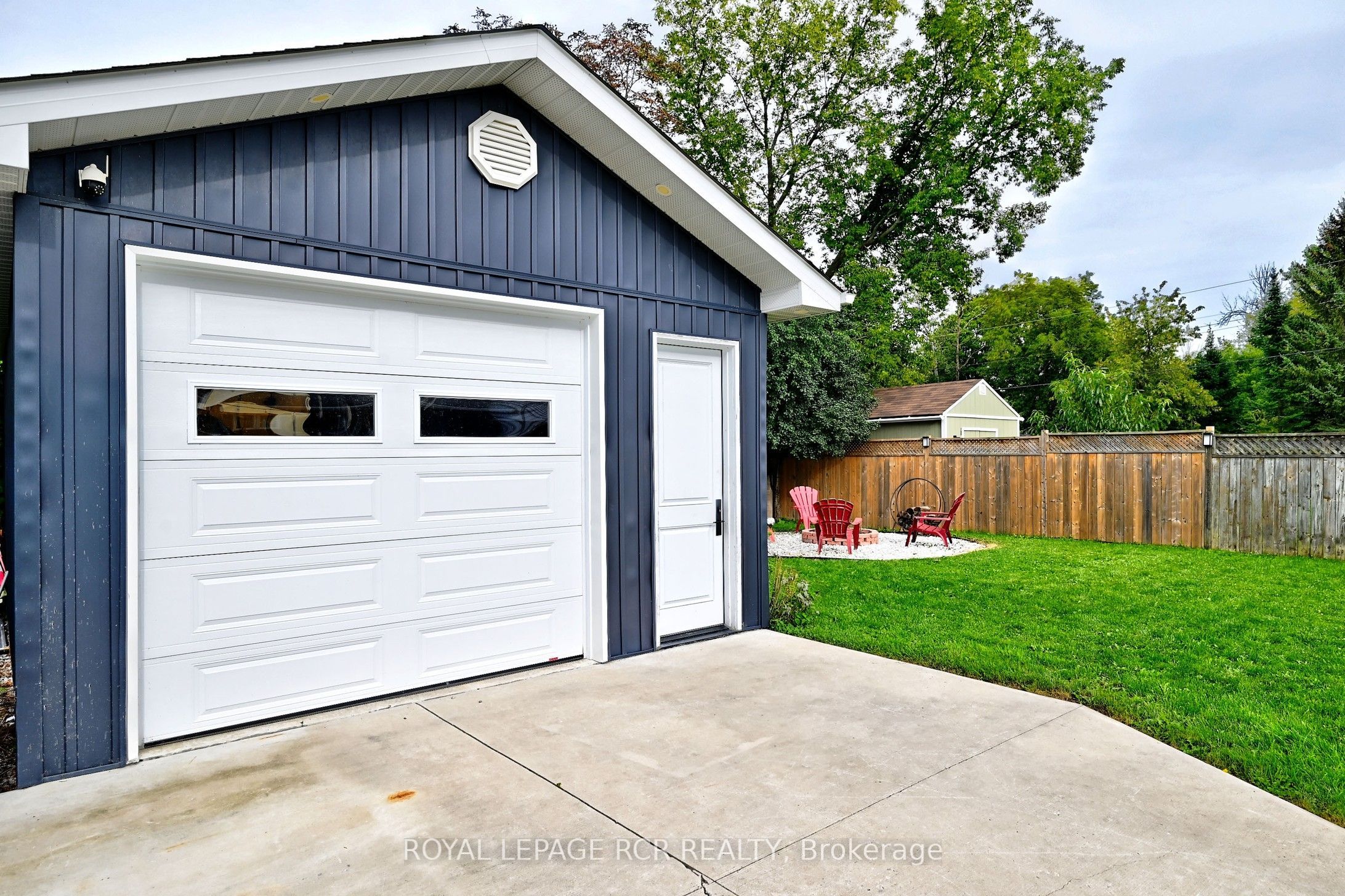 779 Sheppard Avenue Property Photo 31