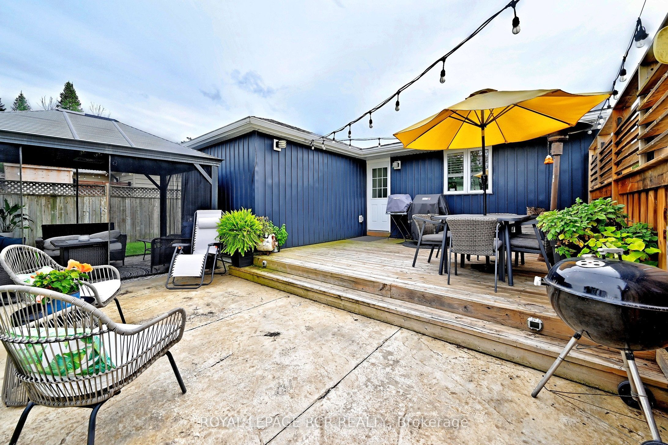779 Sheppard Avenue Property Photo 35